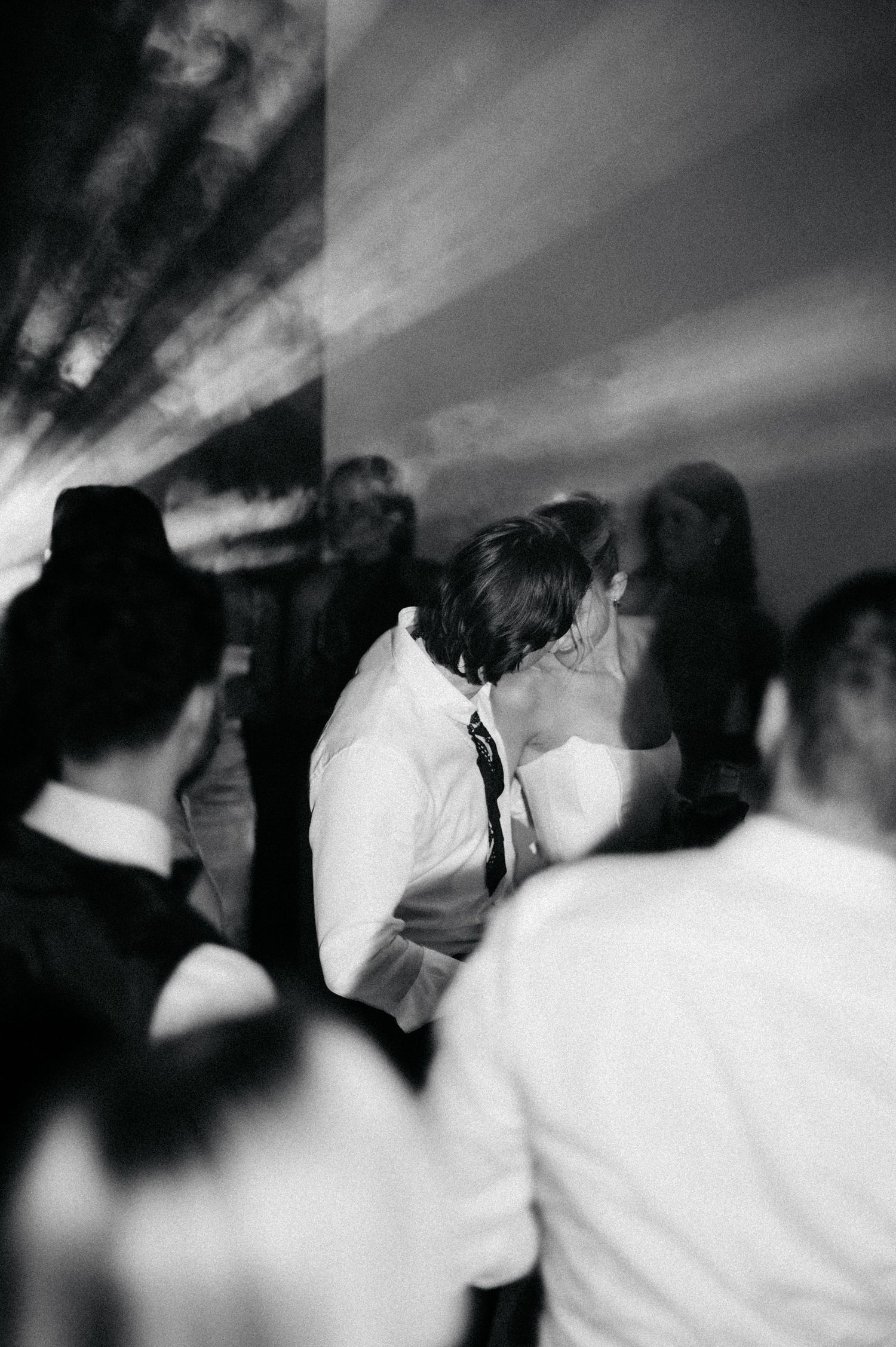Hochzeitsfeier im Studio 55 Ludwigsburg – Gäste tanzen bei stilvoller Hochzeit in Baden-Württemberg
