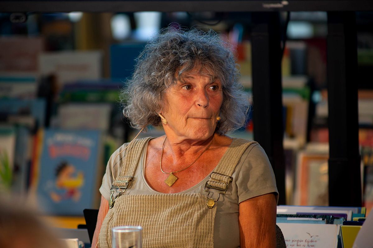 Foto uit serie voor opening van het WOWW inloopunt in Bibliotheek Boxtel - Karin van de Laar Fotografie in opdracht