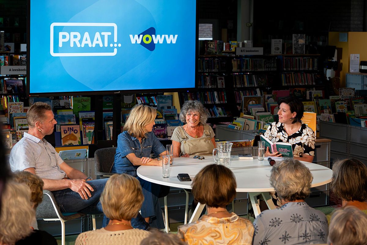 Foto uit serie voor opening van het WOWW inloopunt in Bibliotheek Boxtel - Karin van de Laar Fotografie in opdracht