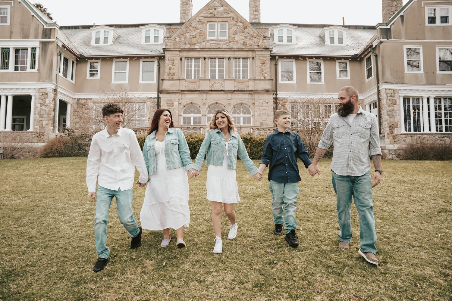 Family Photography By WIld In Bloom Beauty Co.