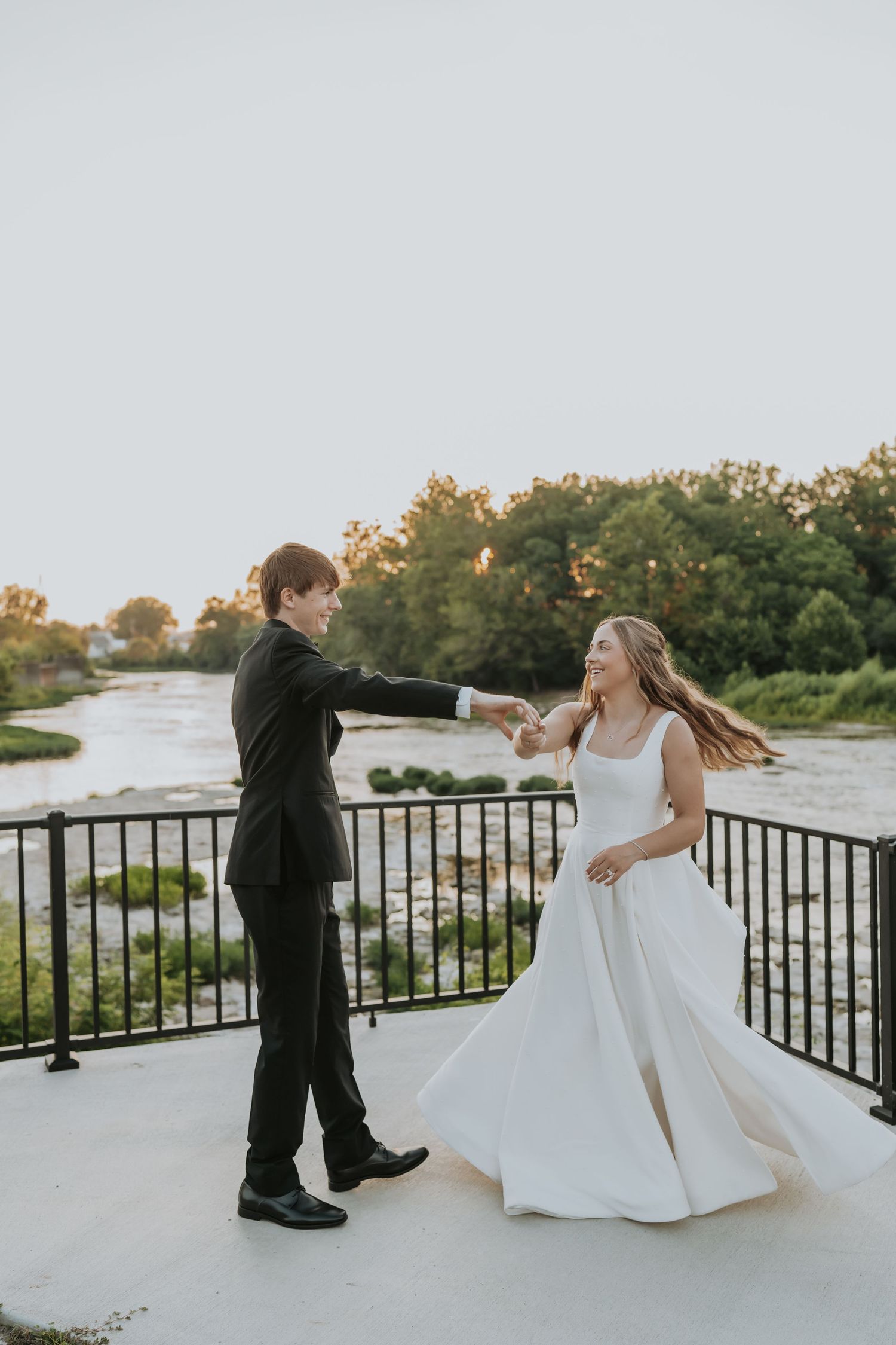 Wedding photographer in Delphi, Indiana capturing bride and groom sunset photos at The Vibrant, Logansport Indiana