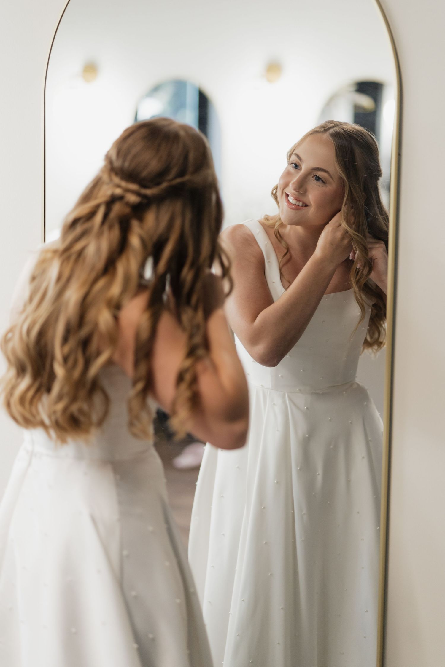 Wedding photographer in Delphi, Indiana capturing bride getting ready moments at The Vibrant, Logansport Indiana