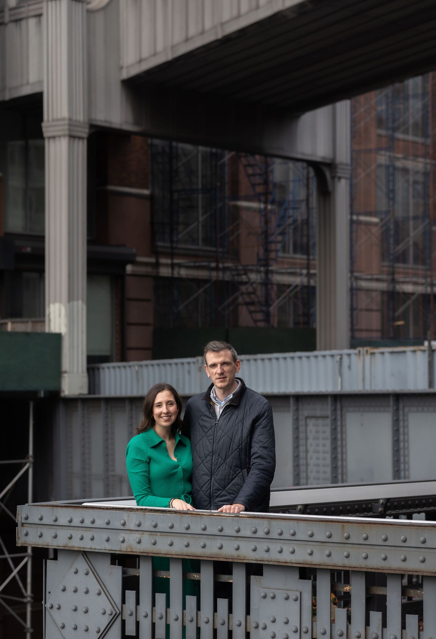 Natural couple portraits captured on the High Line in NYC — perfect for engagement or anniversary sessions.