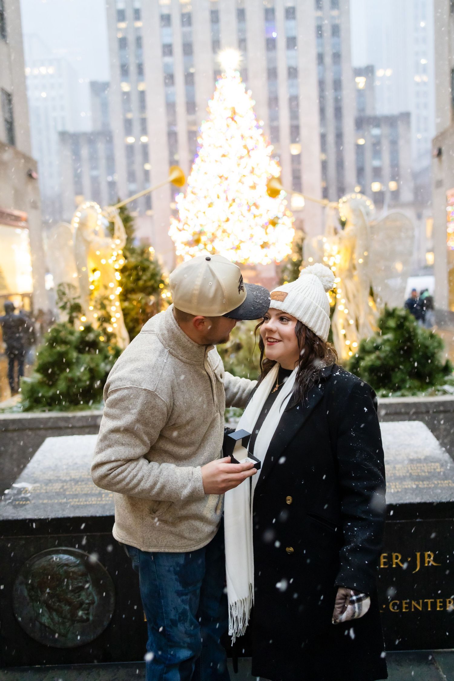 nyc-times-square-rockafeller-proposal-photographer