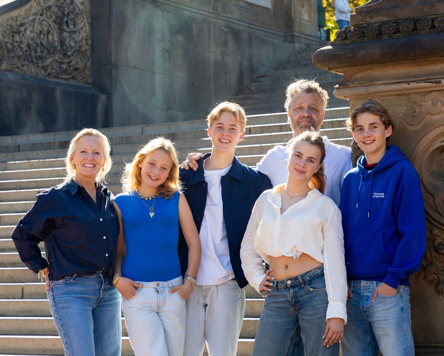 Outdoor family portrait photography on-location in NYC and Jersey City.