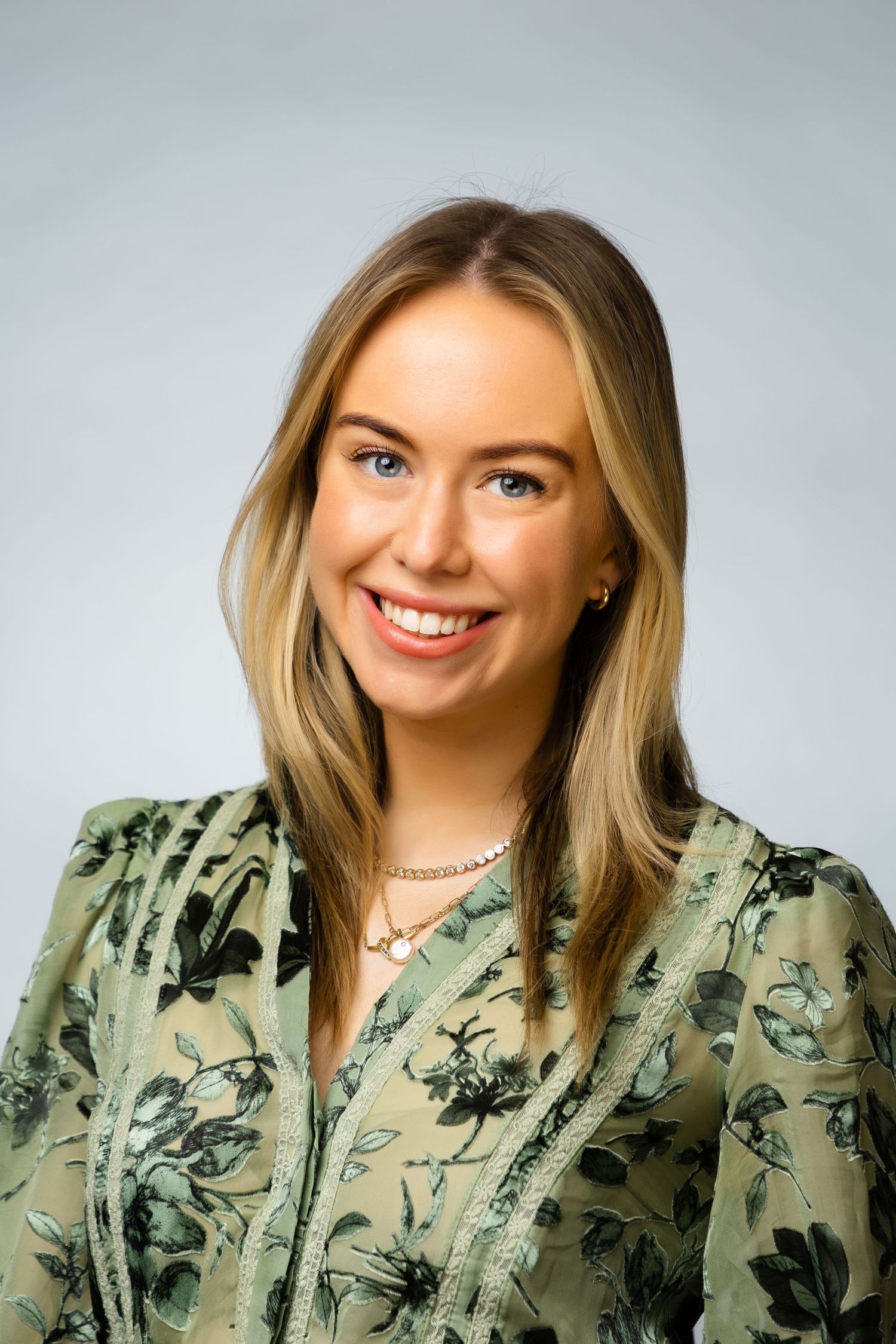 Professional headshot and personal branding photography in Jersey City by Close Up Pictures