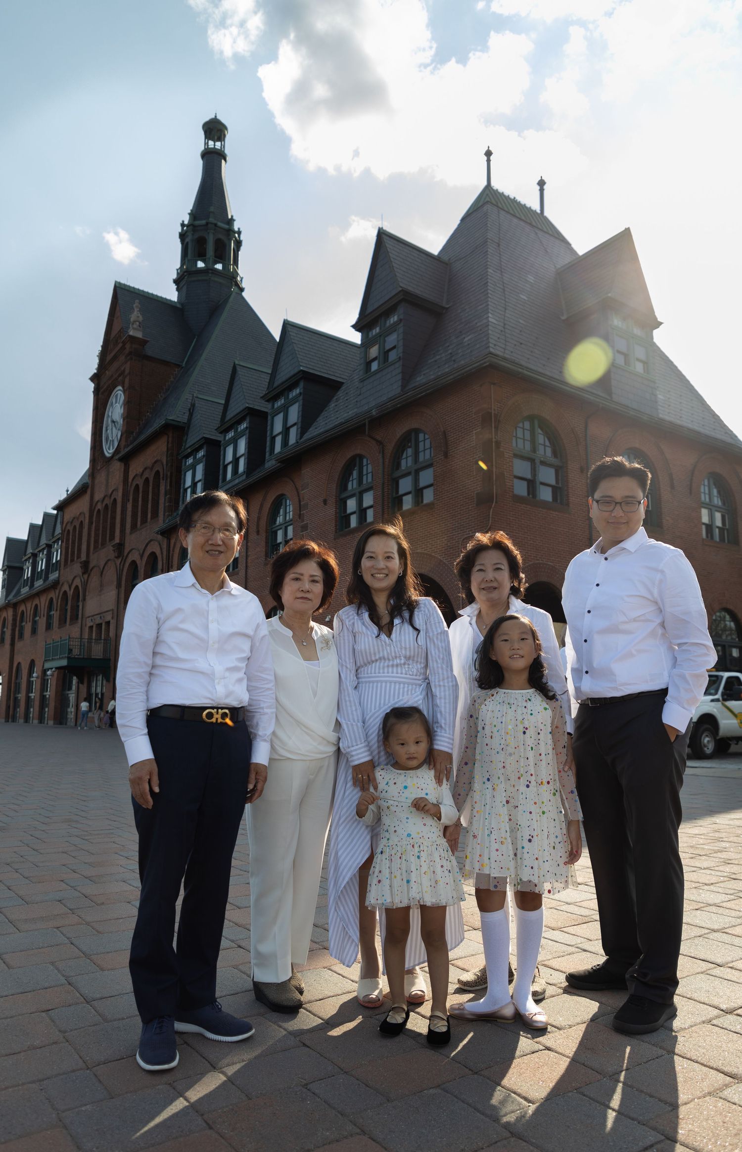 Outdoor family photography in Liberty State Park — relaxed and joyful portraits in Jersey City.