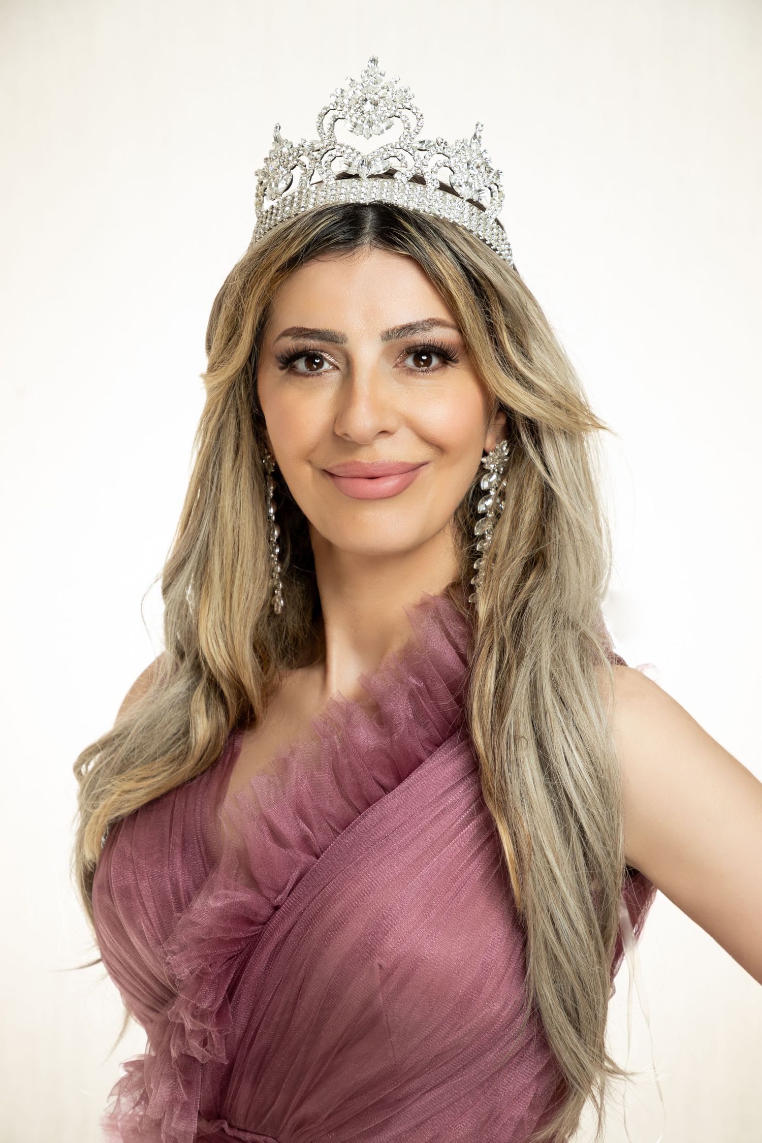 Stunning pageant portraits and destination photography in New Jersey. Natural yet polished headshots for pageants, modeling & personal brand
