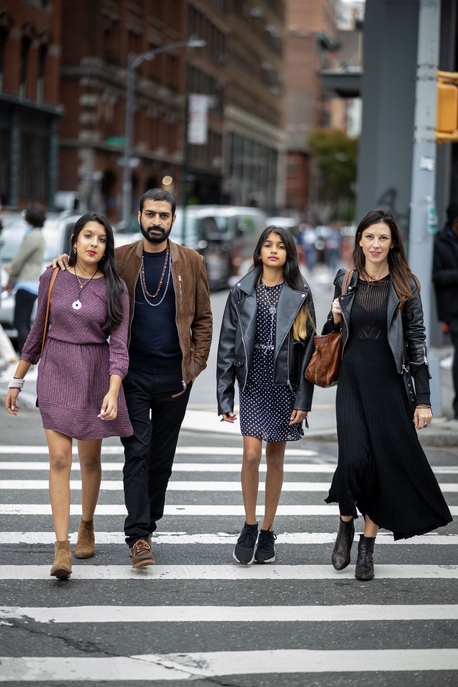 Family photo session in New York City — candid, natural portraits in an urban setting.