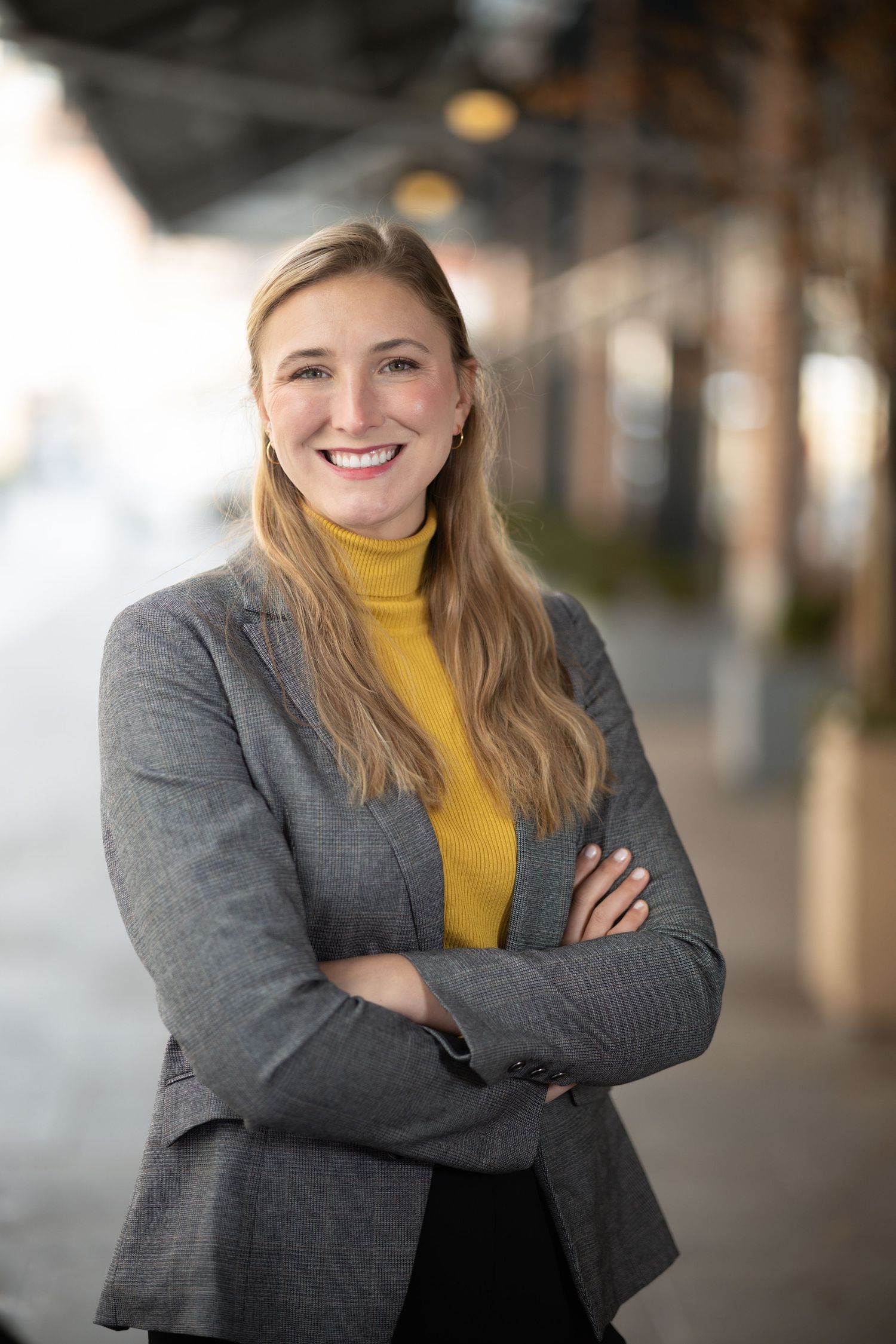 Business professional posing for a clean, natural headshot session – NYC & Jersey City