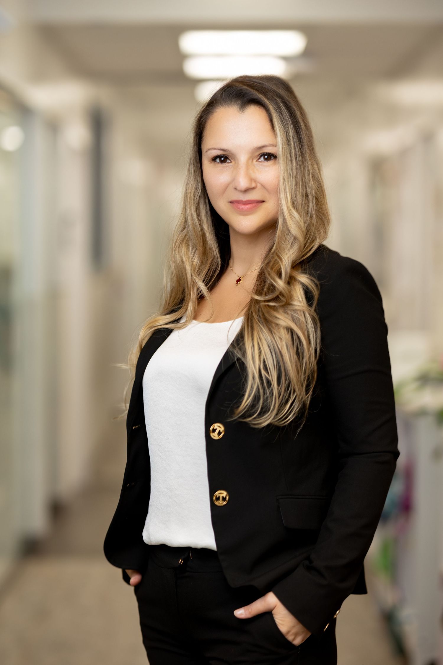 Business women headshot and portrait photography in NYC, Hoboken, and Jersey City, capturing professional, confident, and approachable image