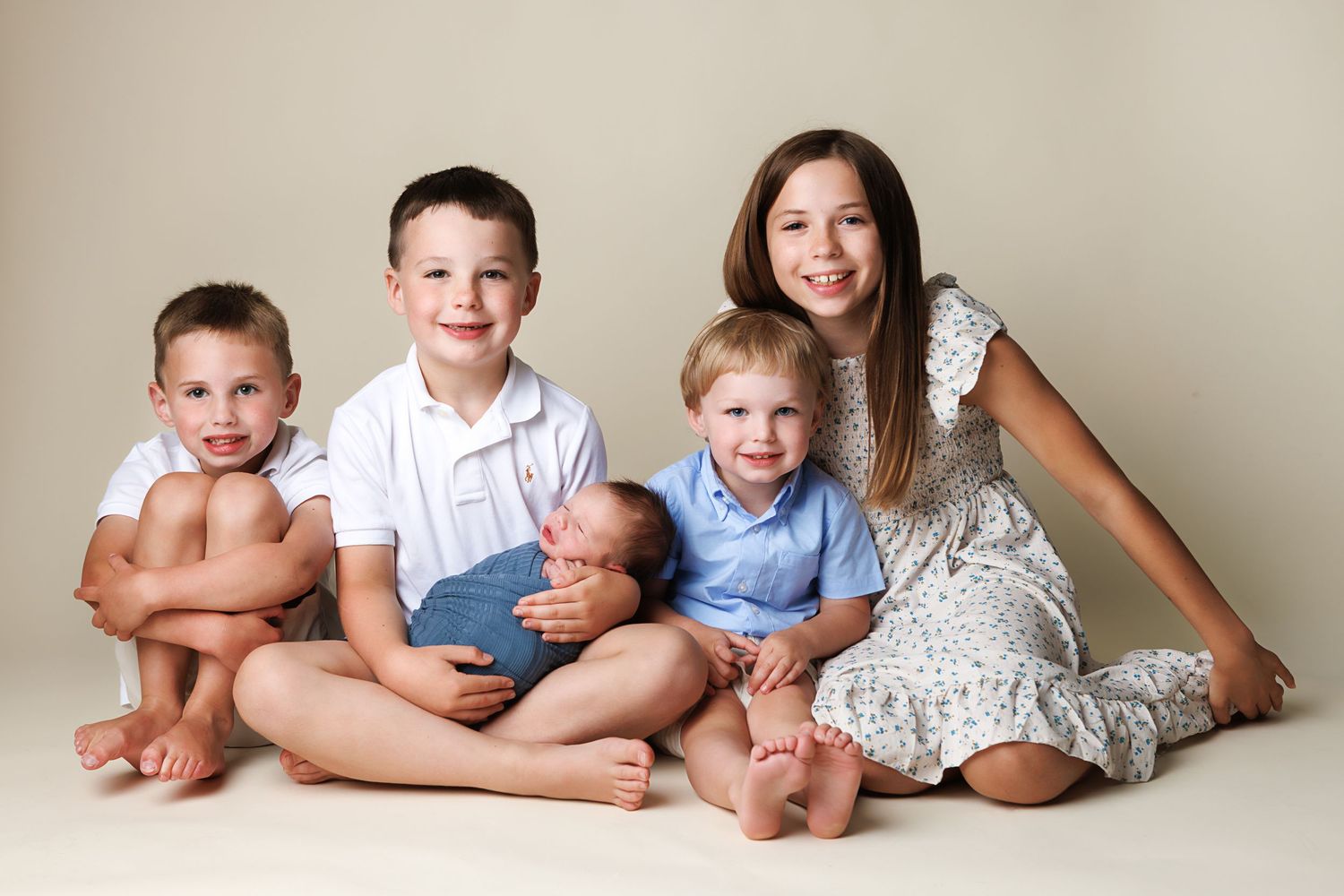 Newborn portrait photographed by Danielle Bustamante Photography for families in Salem, New Hampshire, and nearby Massachusetts