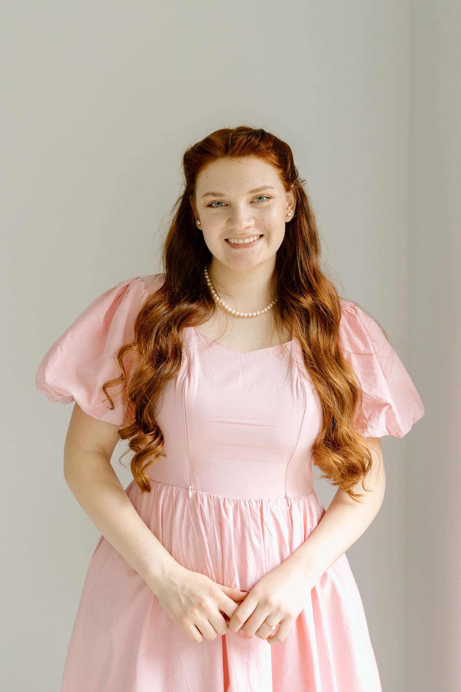 Rolla, MO wedding photographer. Timeless authentic elegant film inspired true color light airy classic photography.