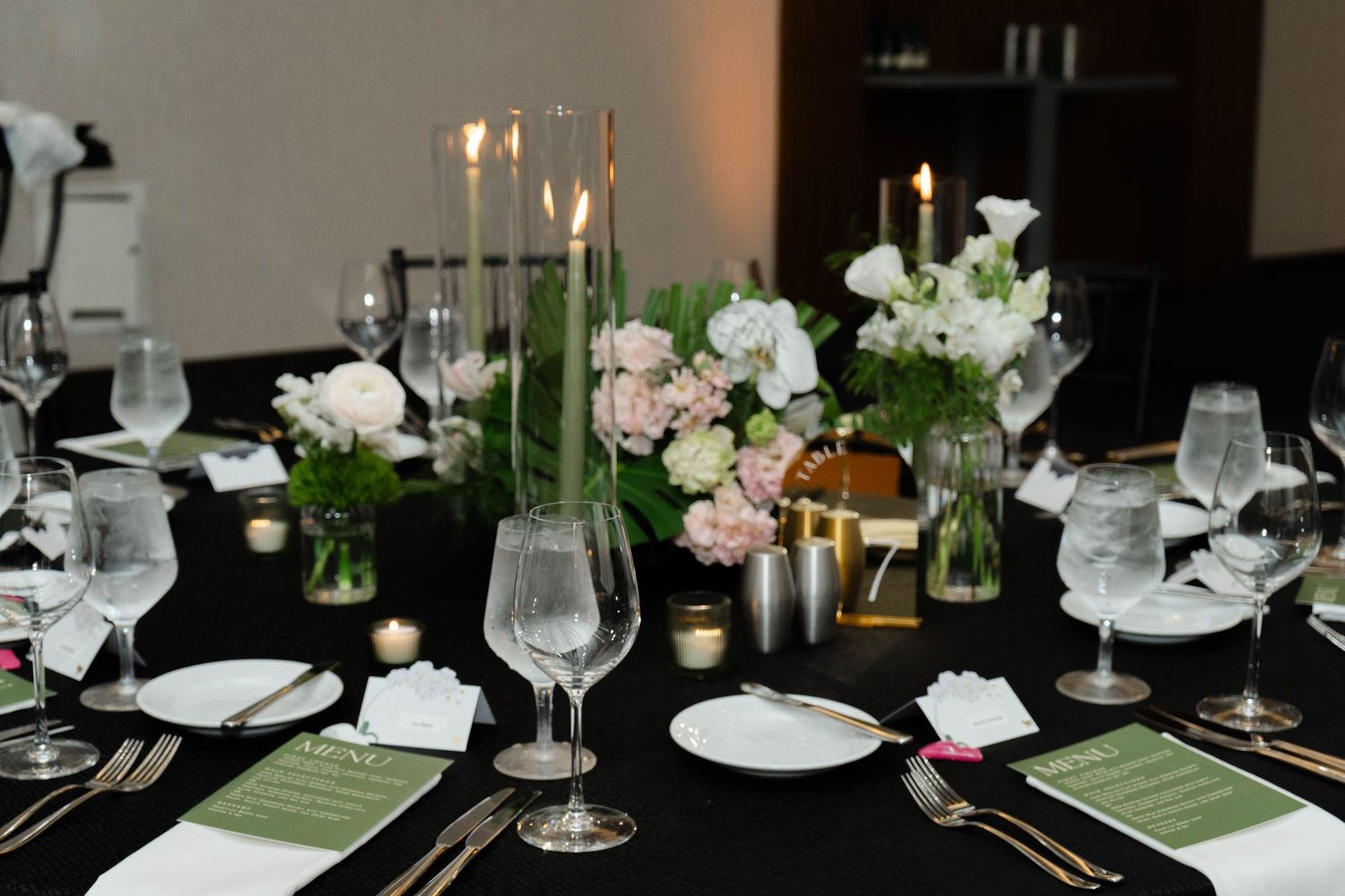 Tablescape at wedding reception held at Hyatt Regency Tysons Corner.