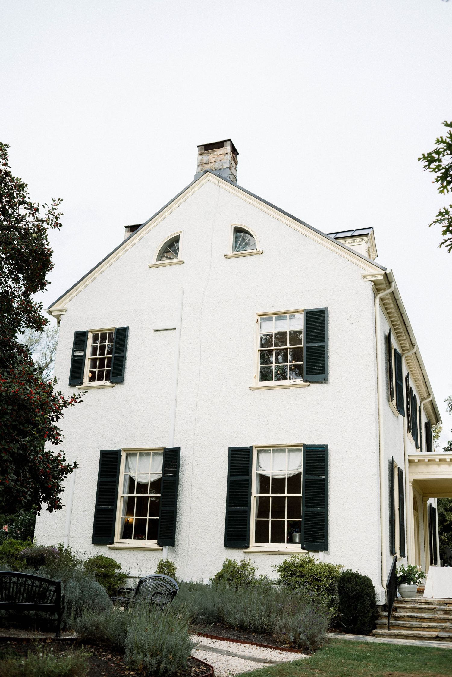 Side view of Rust Manor House Northern Virginia wedding venue