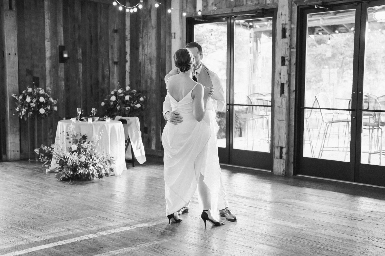 Couples first dance- The Winery at Bull Run