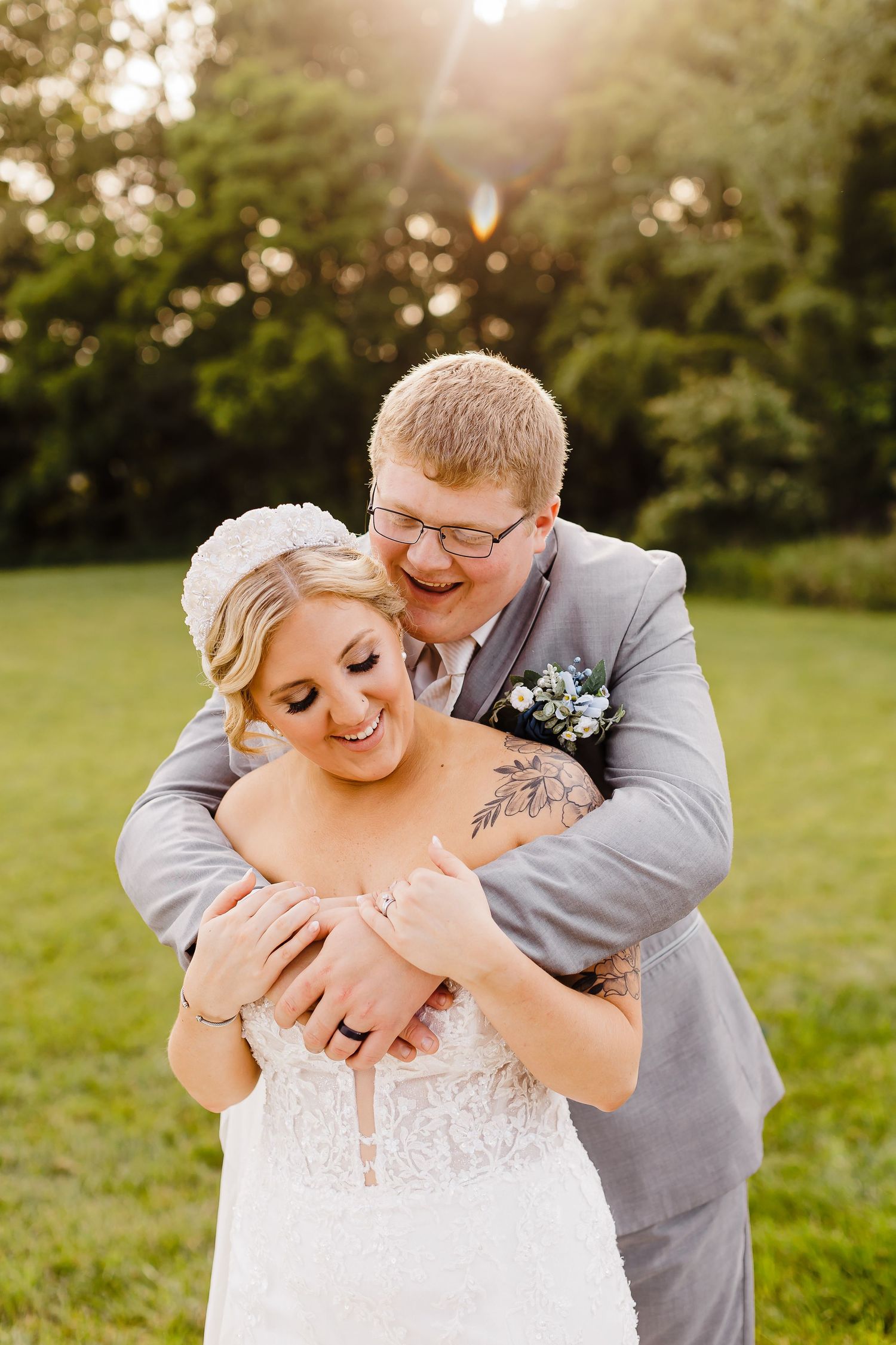 Romantic outdoor wedding photos showing intimate moments between newlyweds on a sunny day.