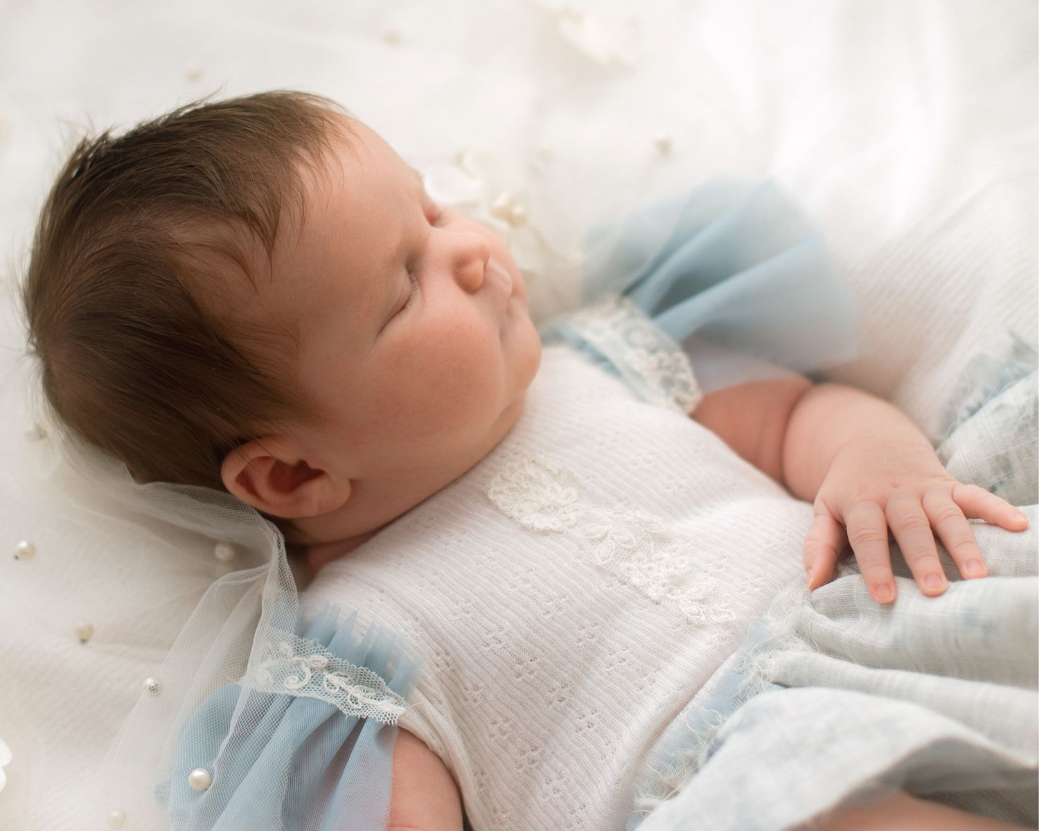 newborn photos near me