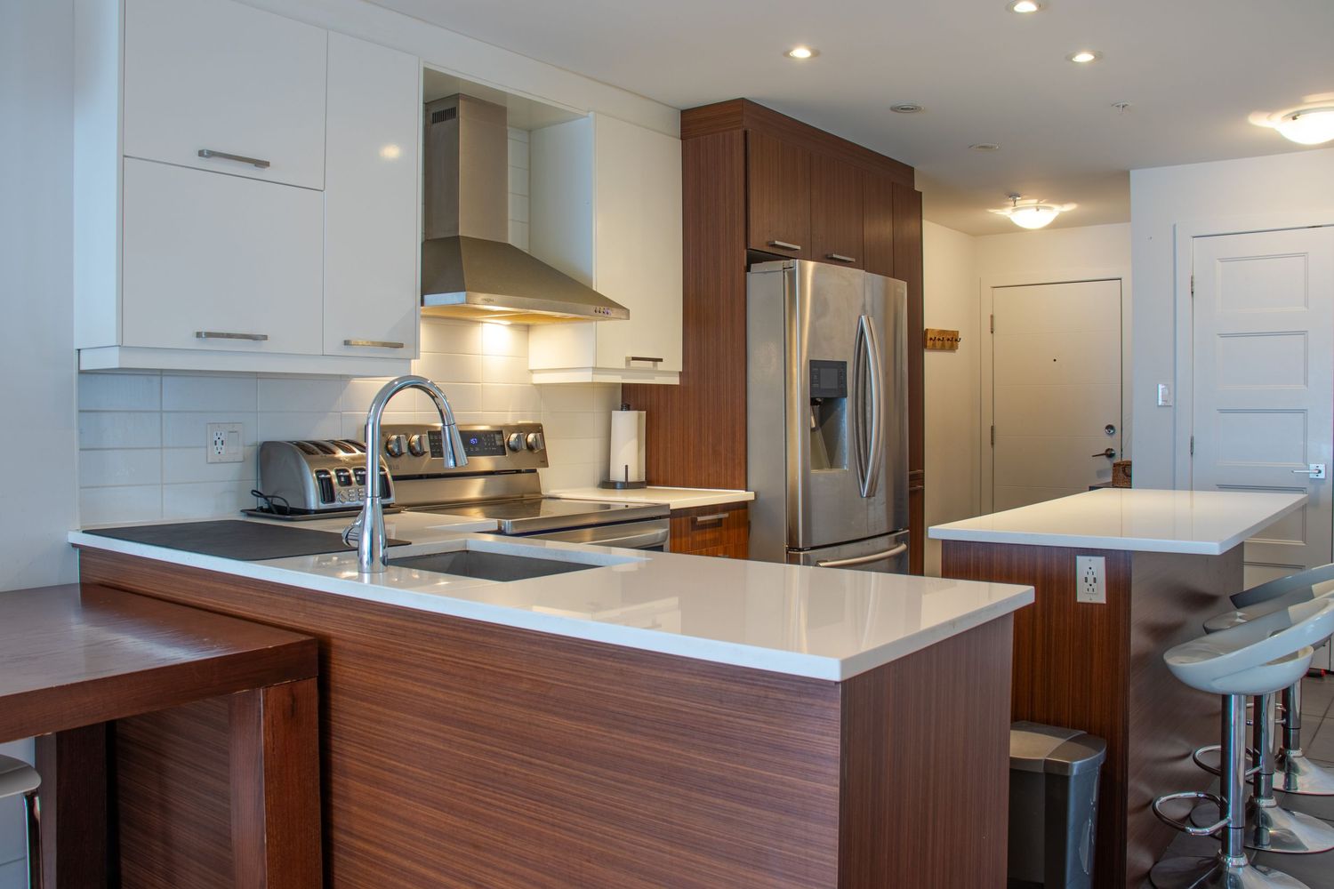 HDR real estate photography showing bright balanced interior lighting