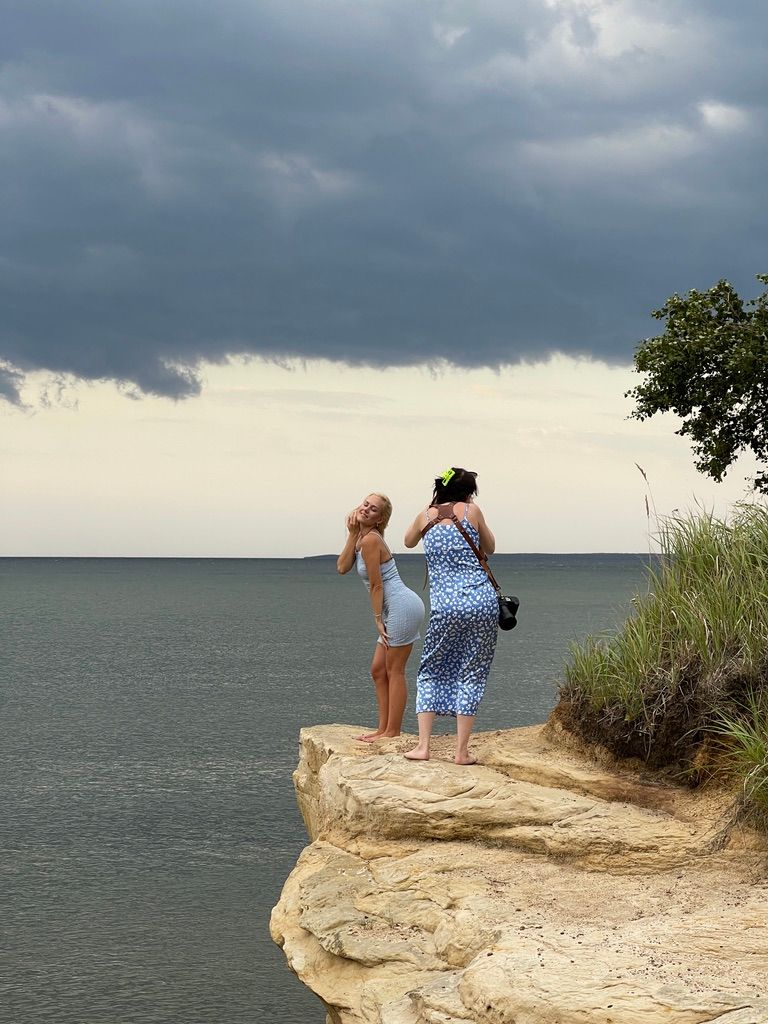 Documentary wedding photographer.