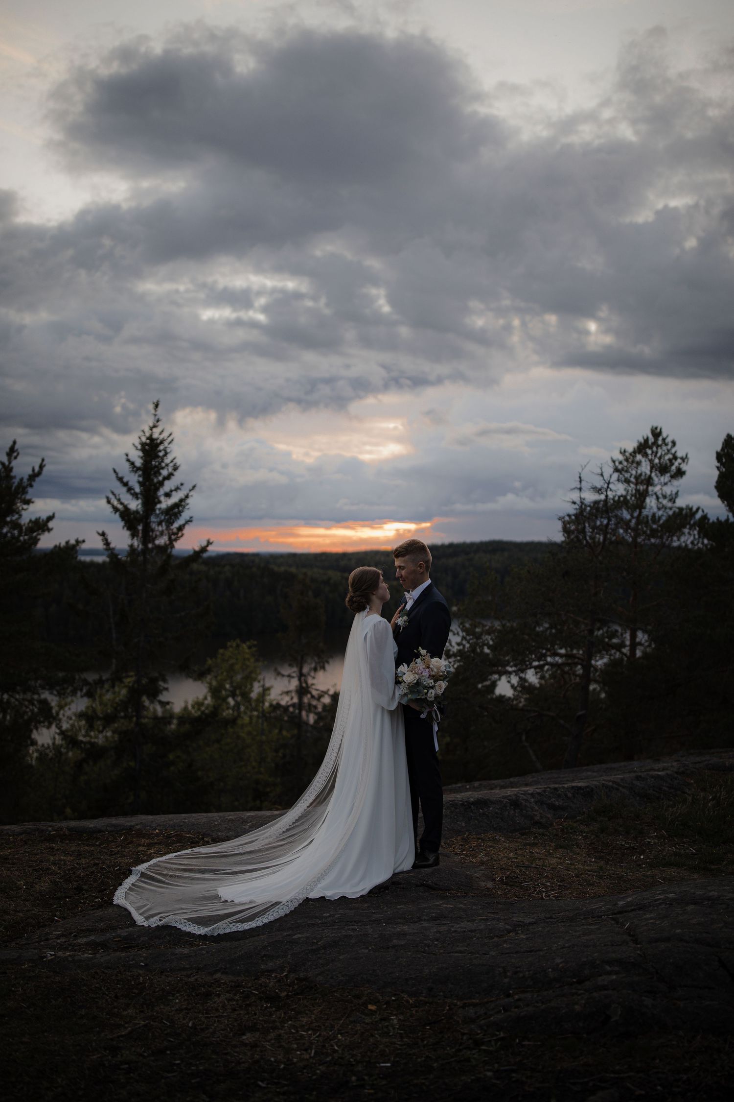 Häävalokuvaaja. Häävalokuvaaja Helsinki. Wedding photographer Finland. Pulmafotograaf