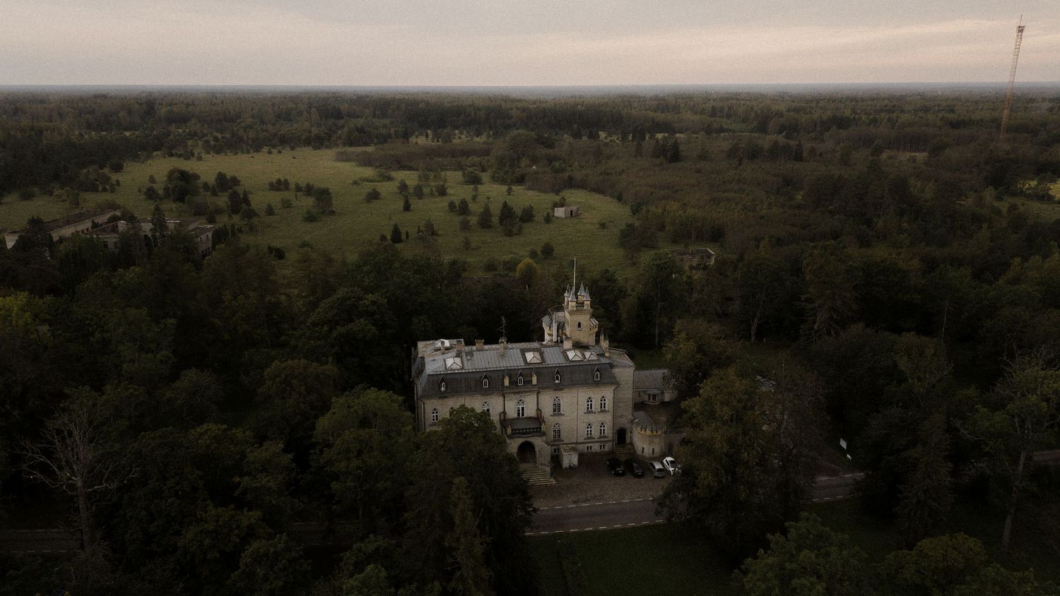 Cinematic Documentary wedding photographer in Estonia