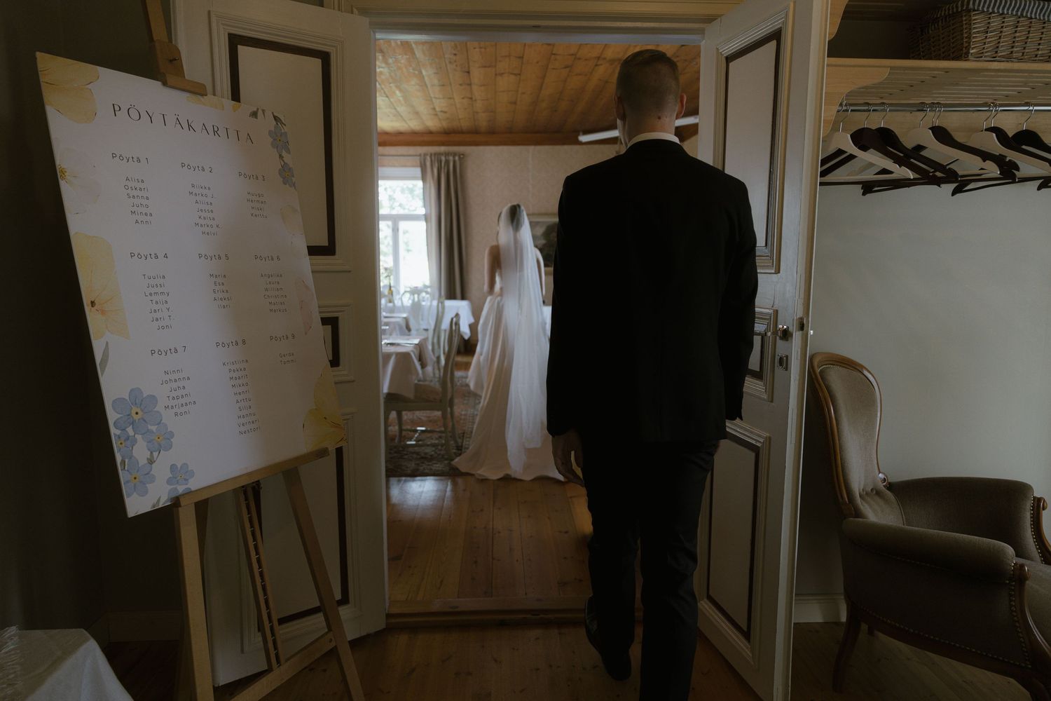 Documentary wedding photographer
