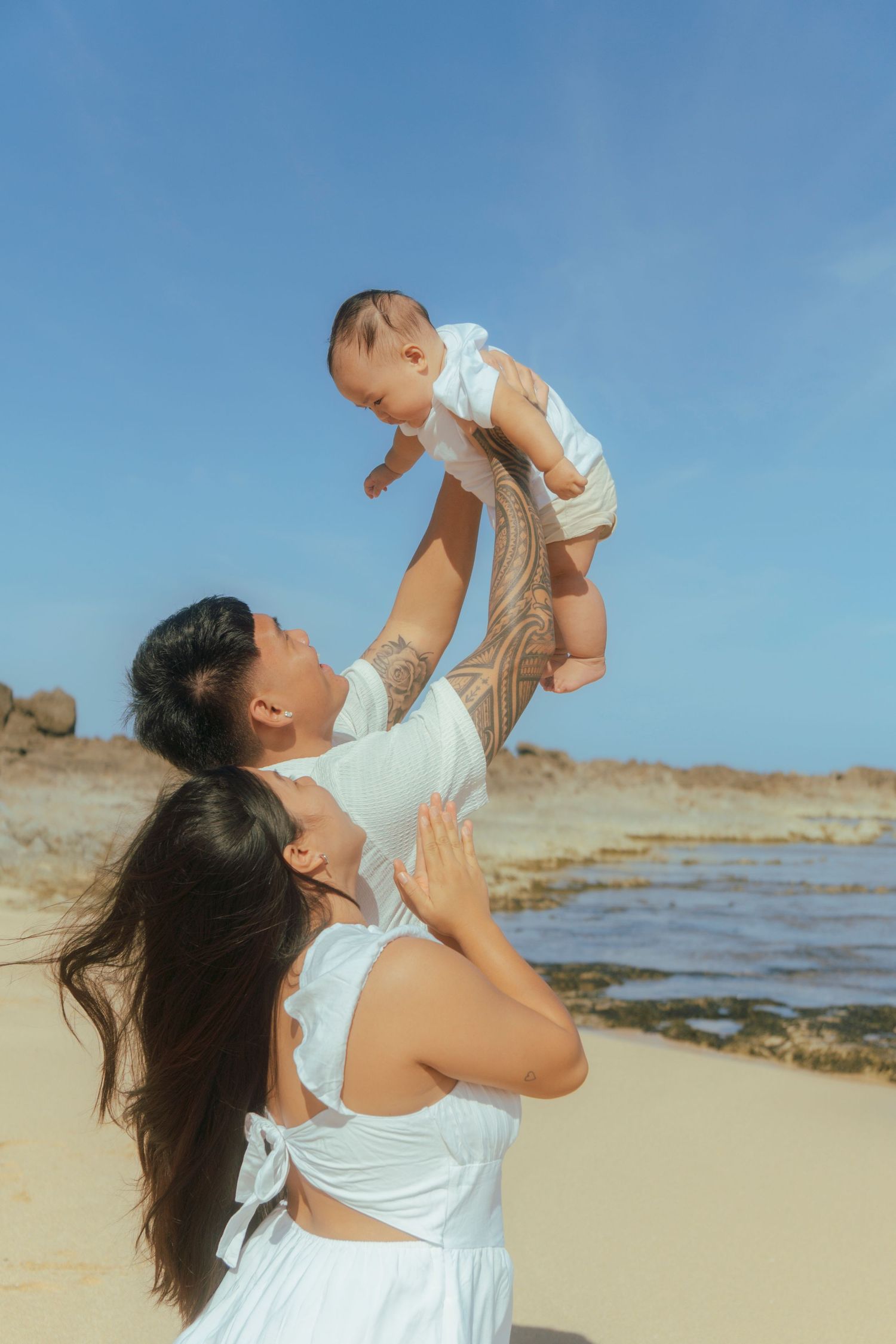 Oahu family photographer	North Shore beach family photos