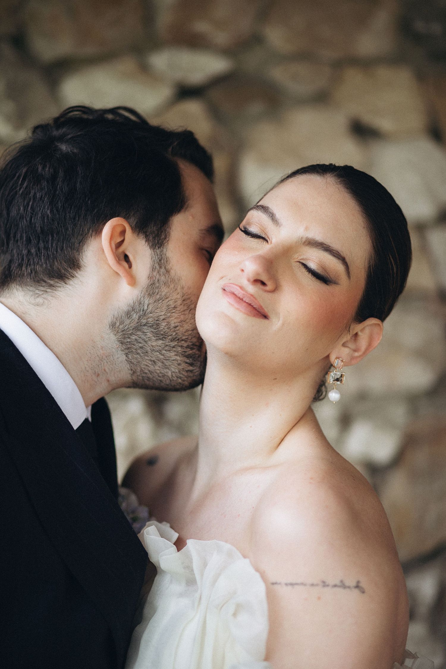 Photographie Mariage en Provence au Domaine Terres Elaïs à Robion Séance photo couple vaucluse Manosque, Forcalquier, Mane,