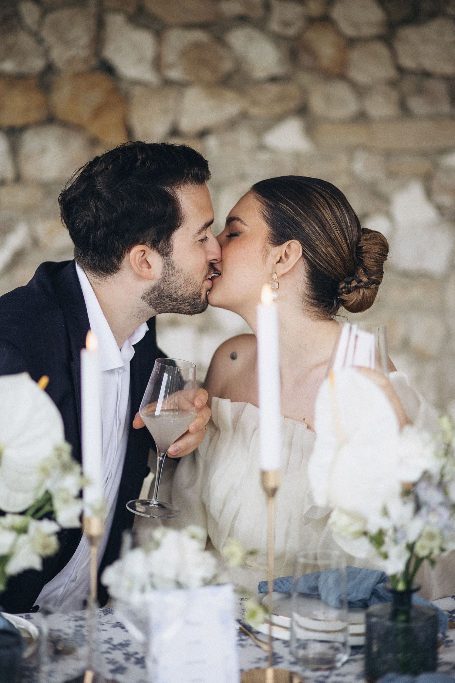 Photographie Mariage en Provence au Domaine Terres Elaïs à Robion Séance photo couple diner vaucluse Manosque, Forcalquier, Mane,
