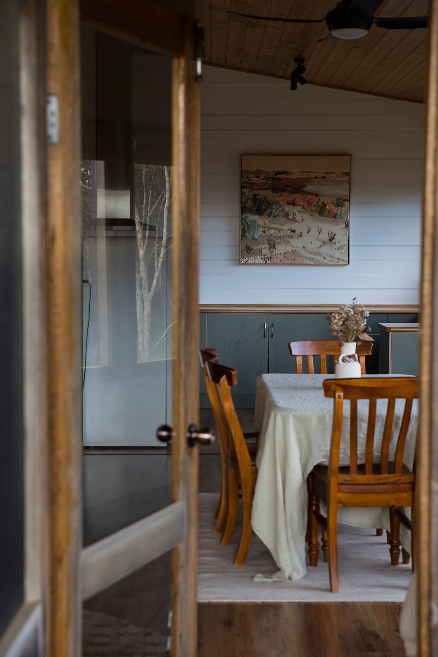Dining area at Grass tree gully airbnb accomodation near Deep Creek, Fleurieu Peninsula South Australia