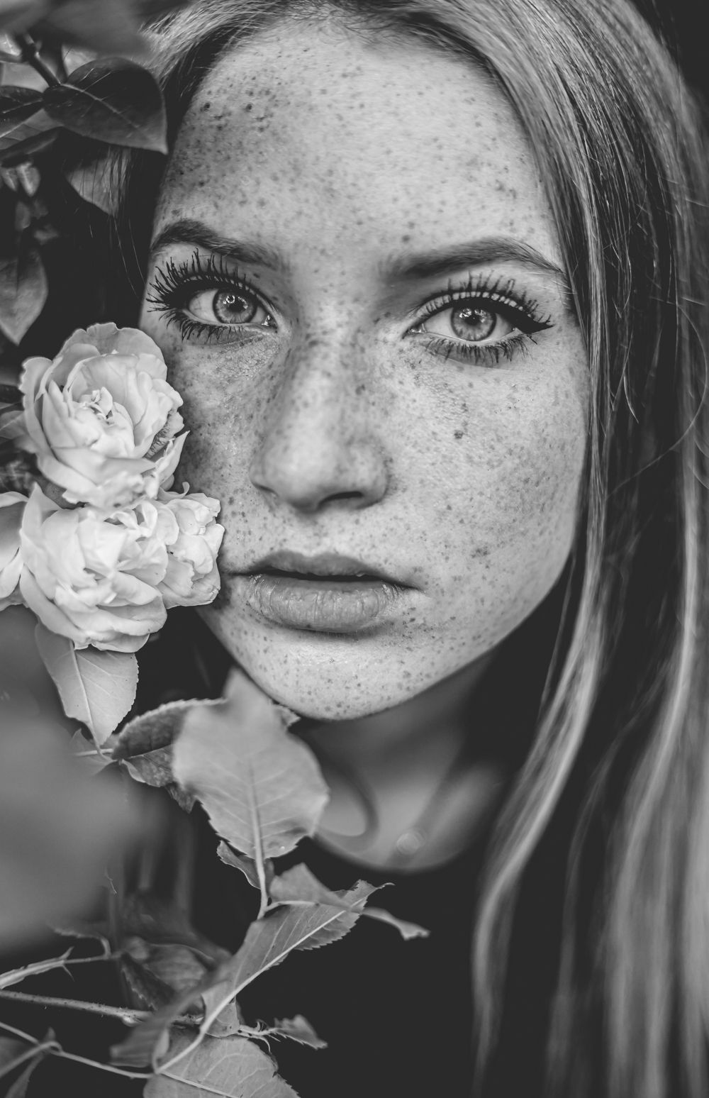 Natural, heartfelt photography in Bristol — weddings, families, maternity, portraits & more. Capturing your story with warmth & light.