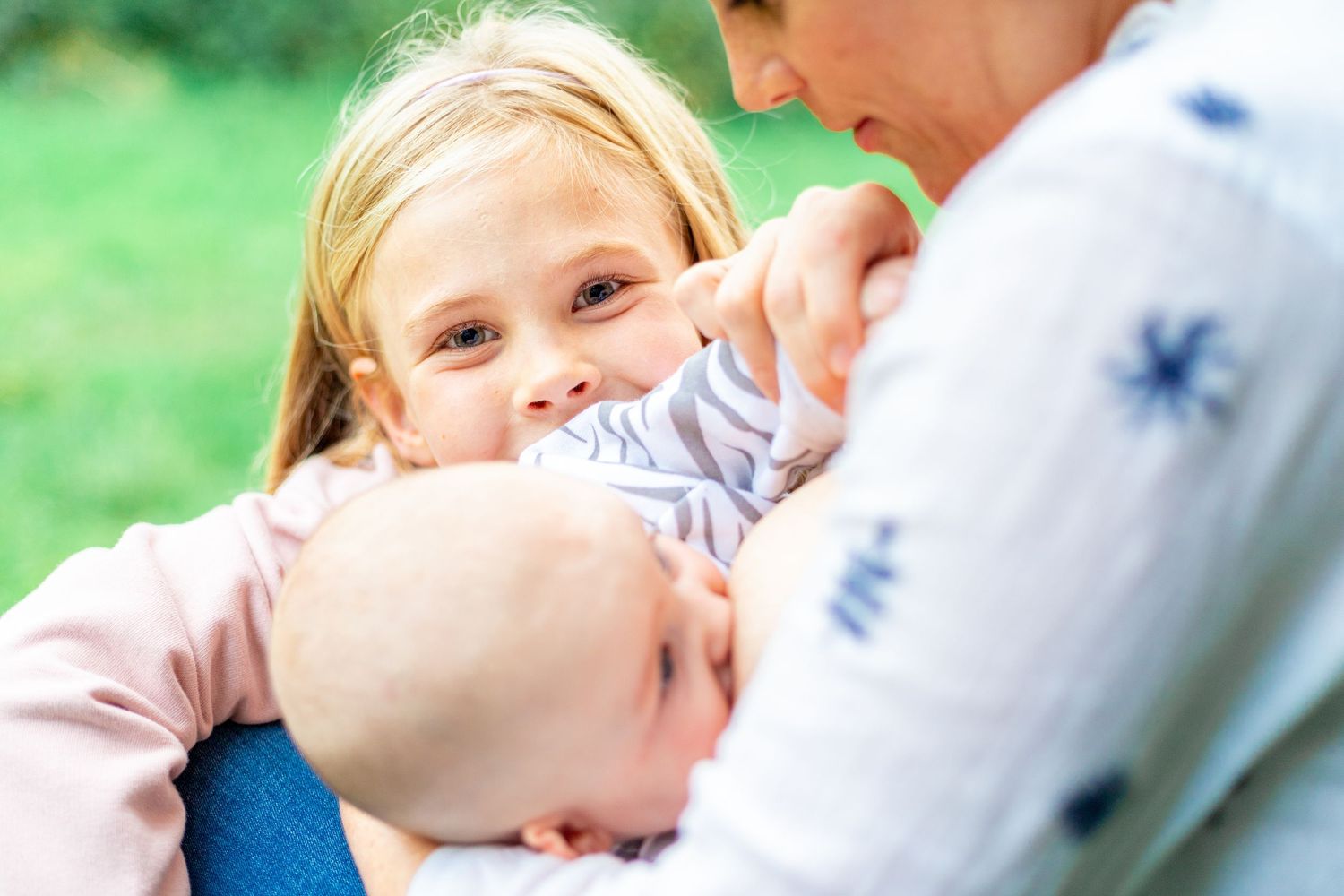 Natural, heartfelt photography in Bristol — weddings, families, maternity, portraits & more. Capturing your story with warmth & light.