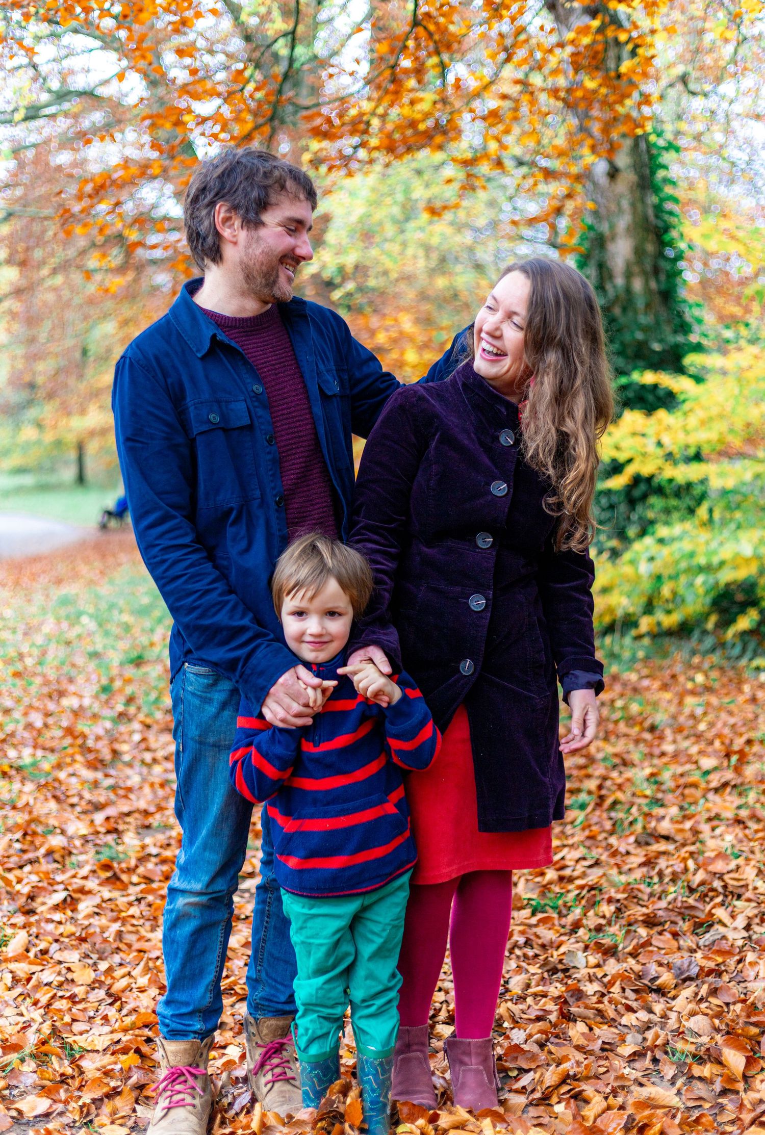 Natural, heartfelt photography in Bristol — weddings, families, maternity, portraits & more. Capturing your story with warmth & light.