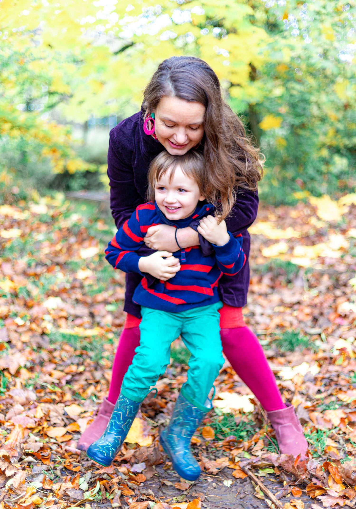 Natural, heartfelt photography in Bristol — weddings, families, maternity, portraits & more. Capturing your story with warmth & light.