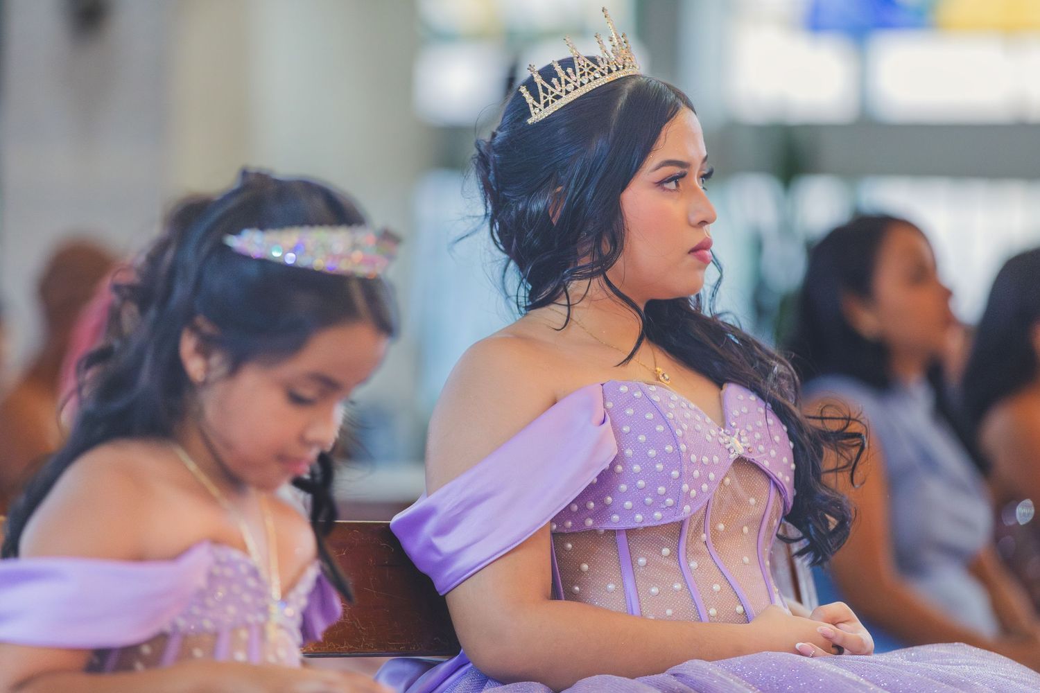 Cobertura de 15 años en El Salvador documentando cada momento especial con fotografía profesional y estilo elegante.