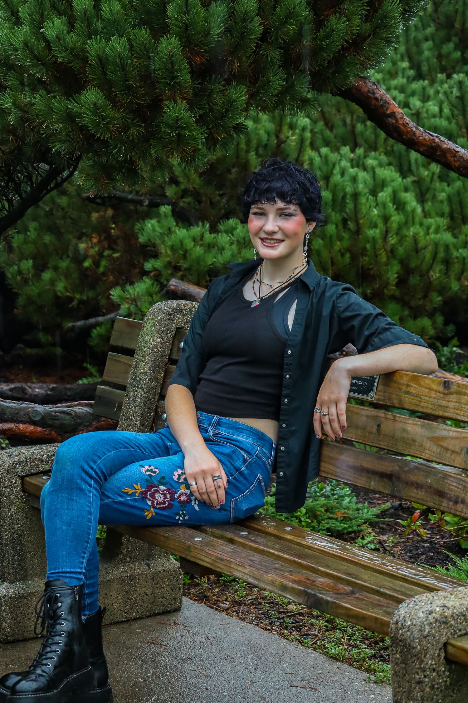 Senior portrait. Rainy, garden.