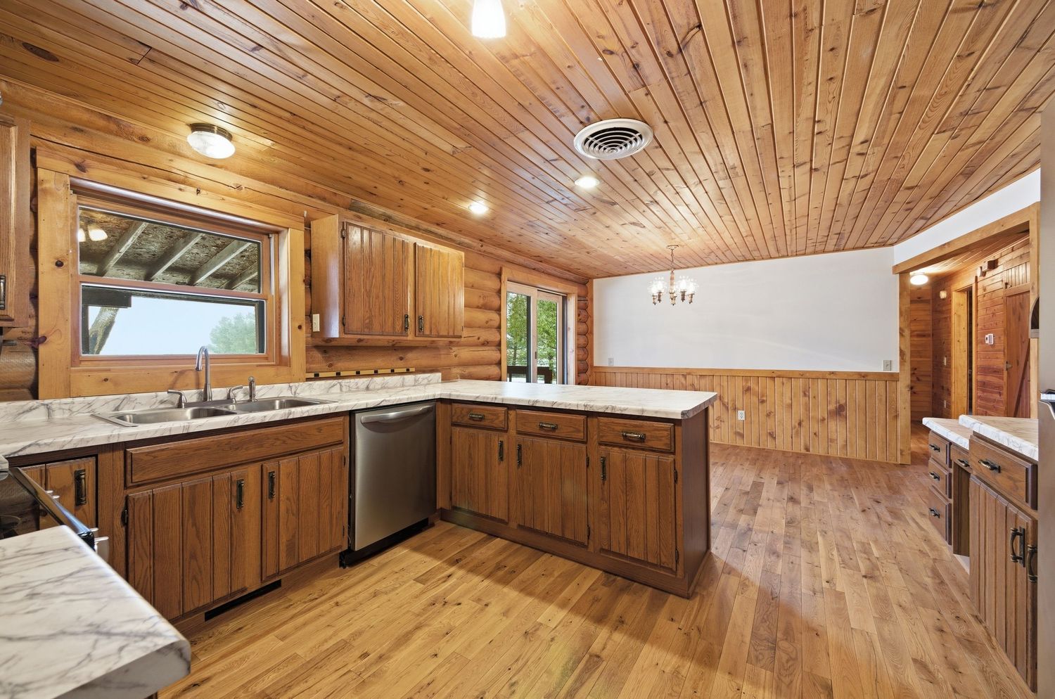 Professional real estate photography Marshfield Wisconsin
