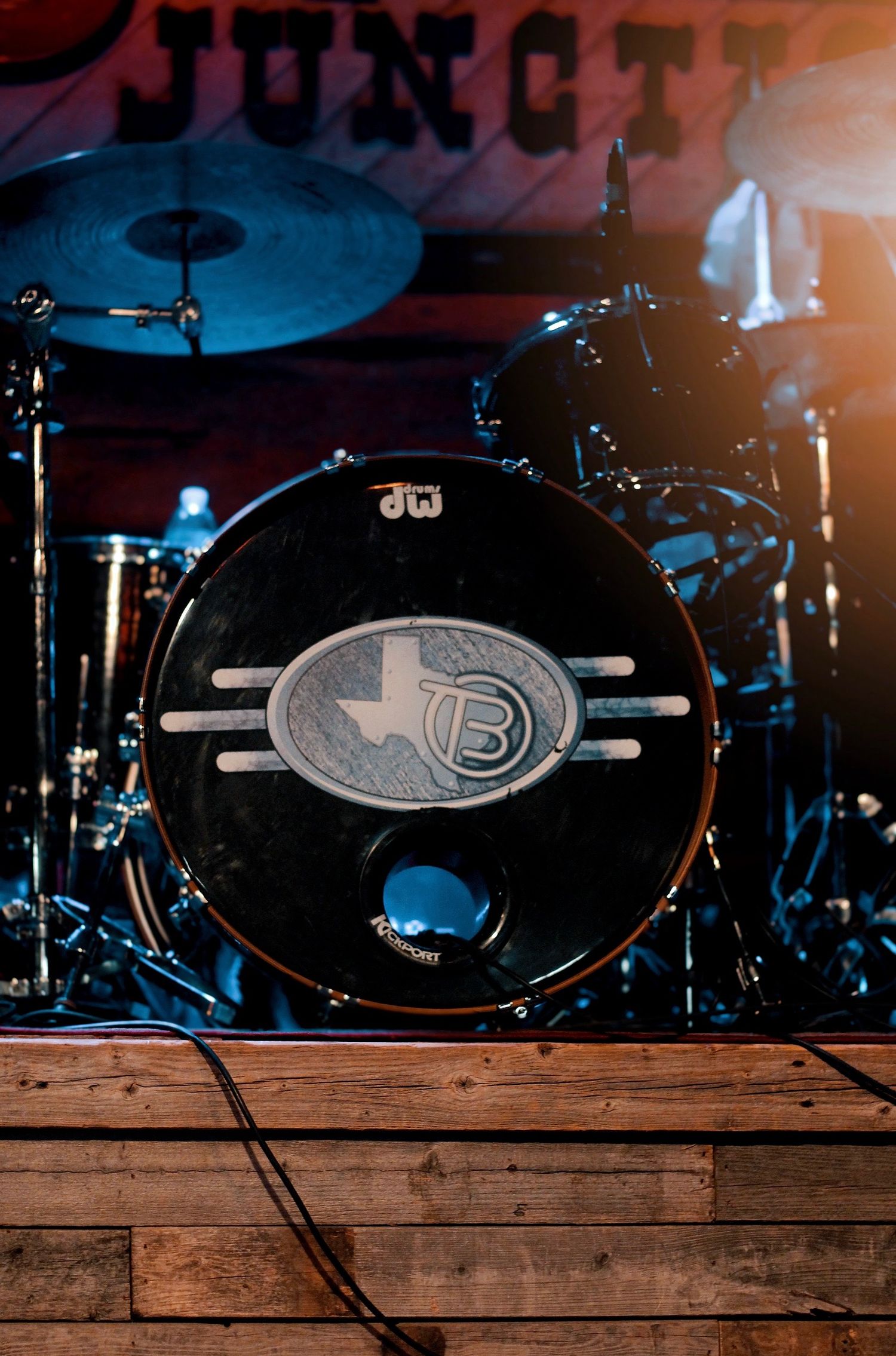 GG's Media Marketing
Tracy Byrd's Drummers drums