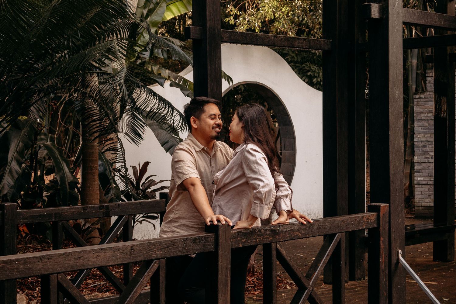 Relaxed lifestyle photography telling the story of your life just as it is.