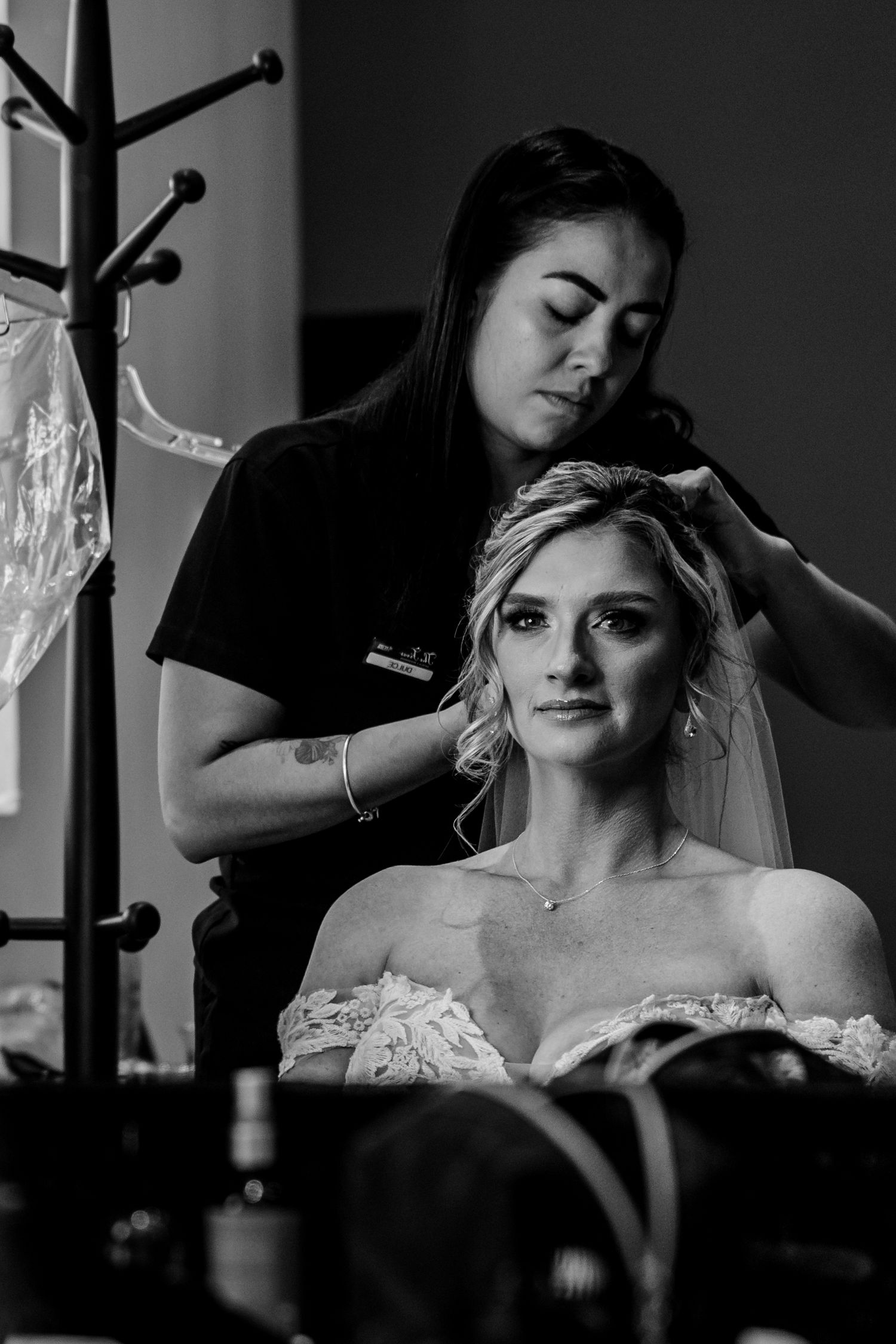Natural wedding portrait by Paco Aguilar, destination wedding photographer in Mexico
