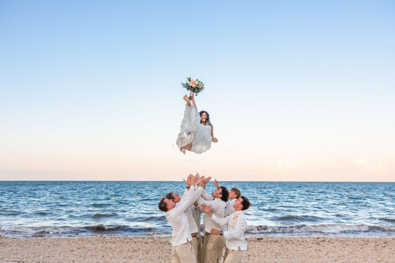 Natural wedding portrait by Paco Aguilar, destination wedding photographer in Mexico