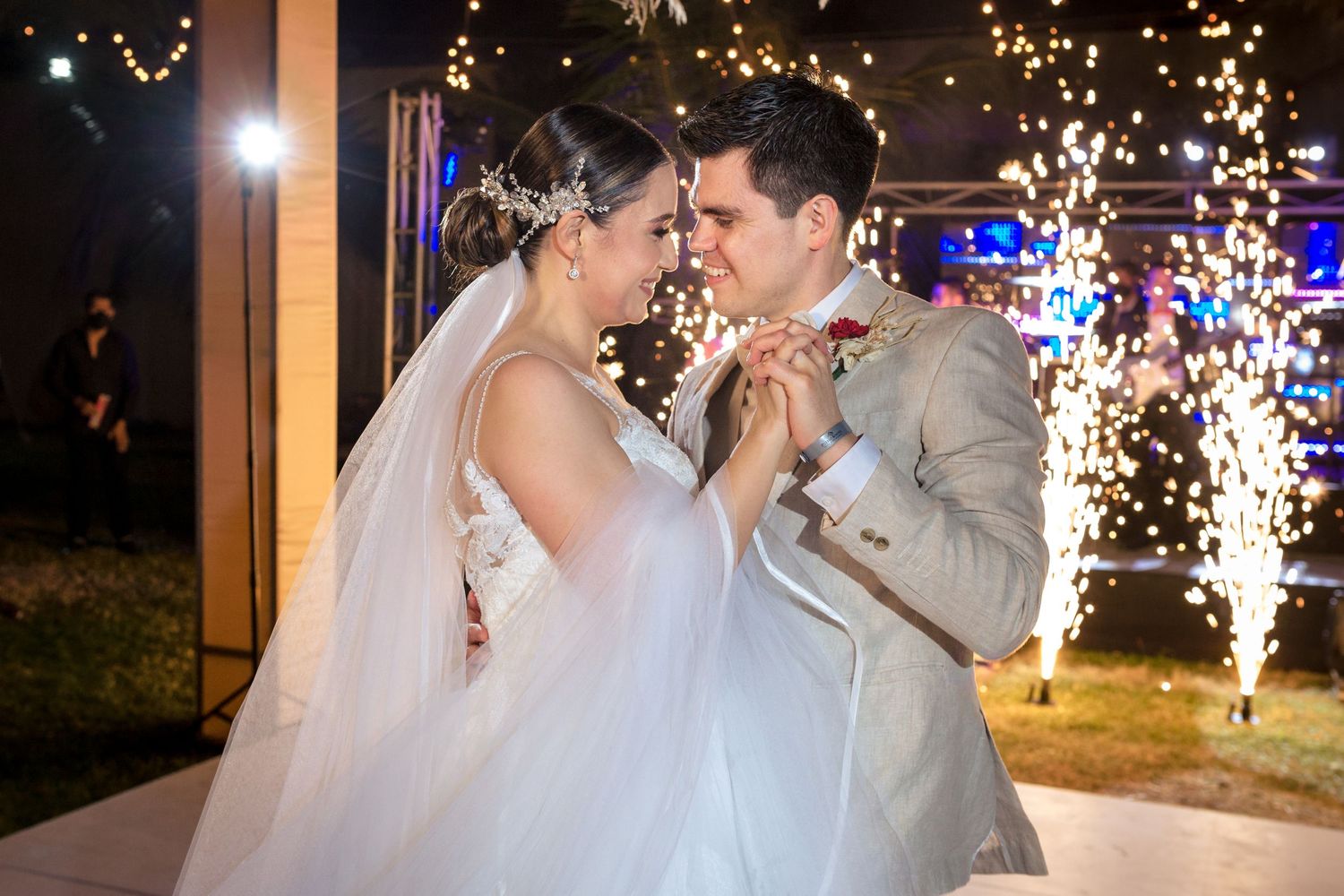 Candid wedding moment captured by Paco Aguilar during a destination wedding in Mexico