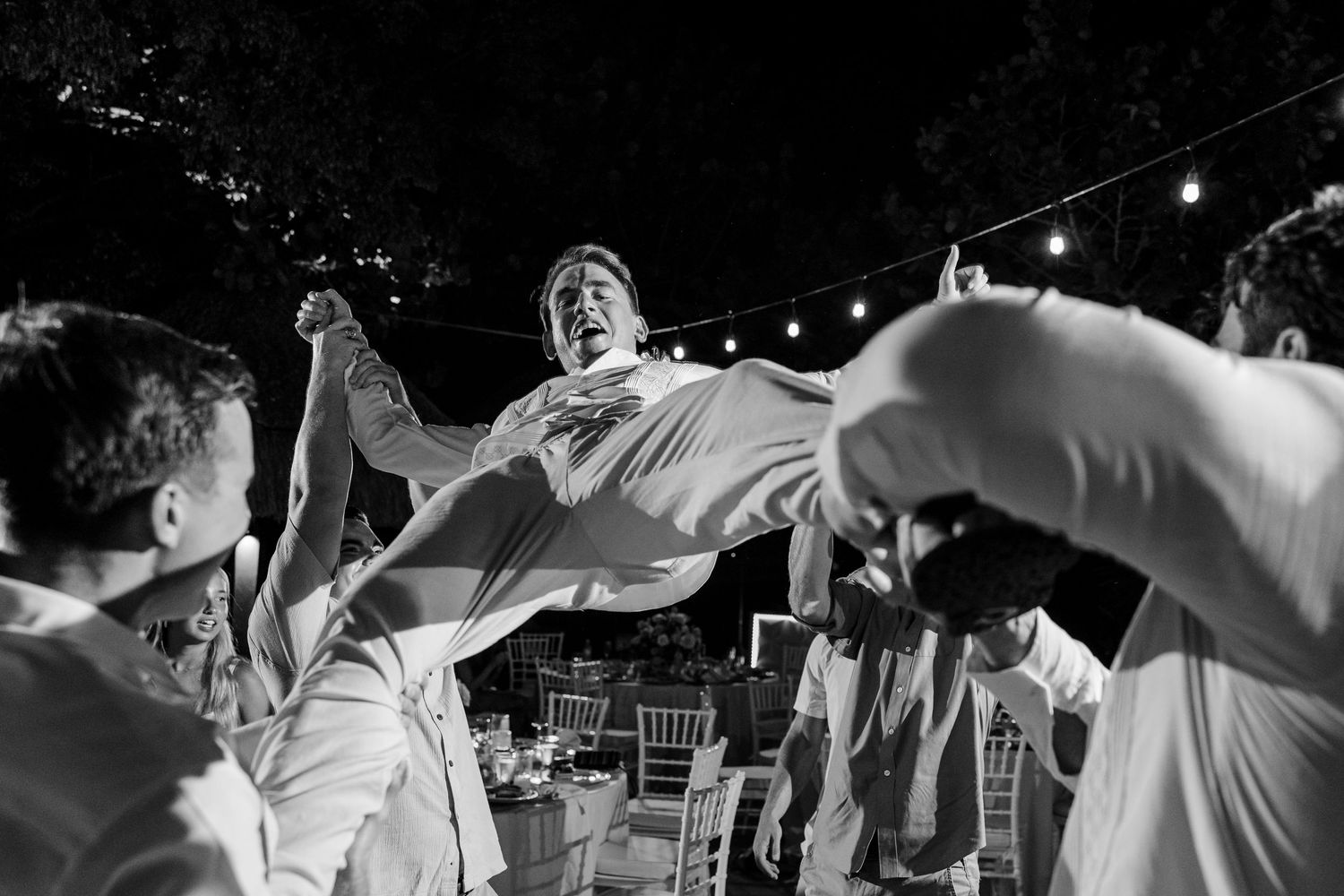 Candid wedding moment captured by Paco Aguilar during a destination wedding in Mexico