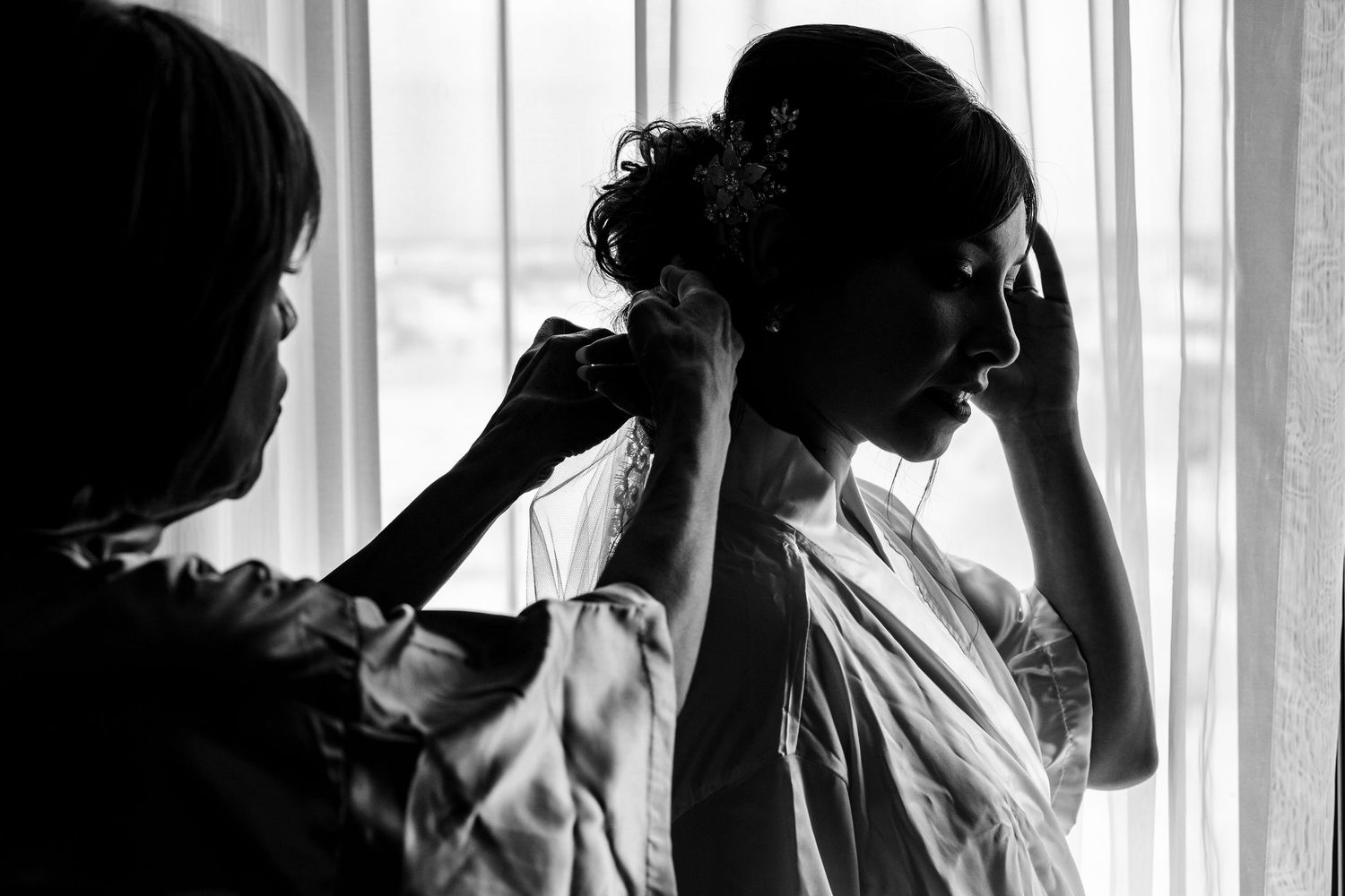 Natural wedding portrait by Paco Aguilar, destination wedding photographer in Mexico