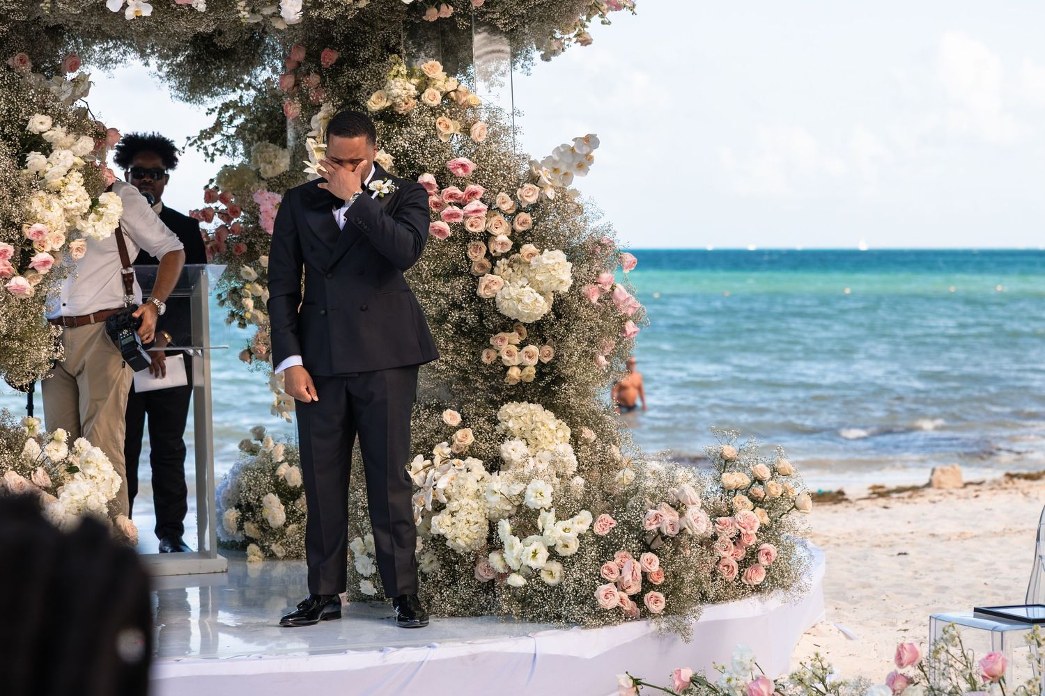 Wedding detail photographed by Paco Aguilar during a destination wedding