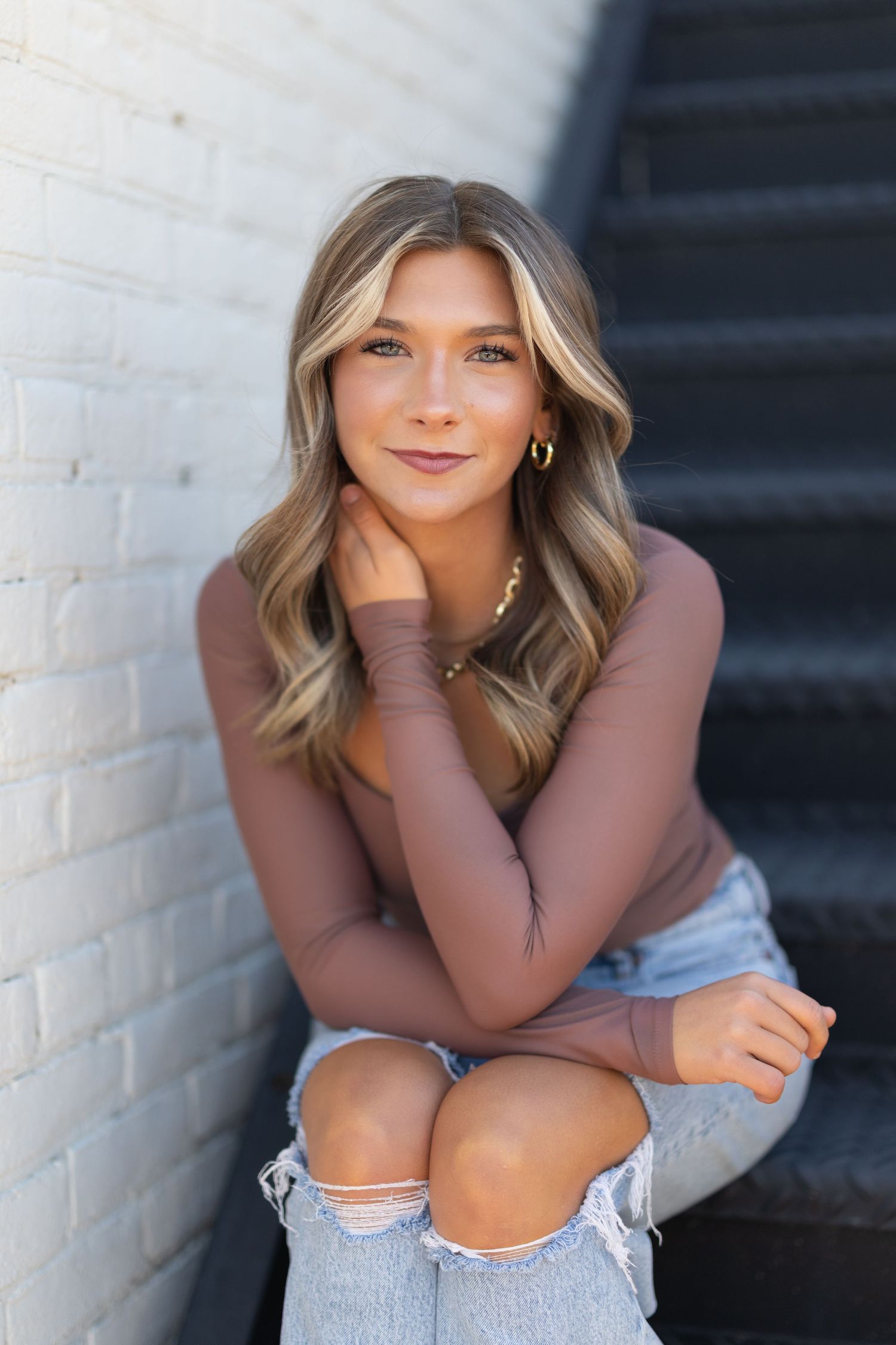 Senior photos in the winter. Photography. Portrait photographer in Henderson, Tennessee. Graduation family photos Henderson, Tennessee.