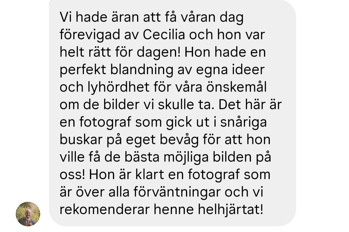 Customer review text in Swedish with small profile picture.