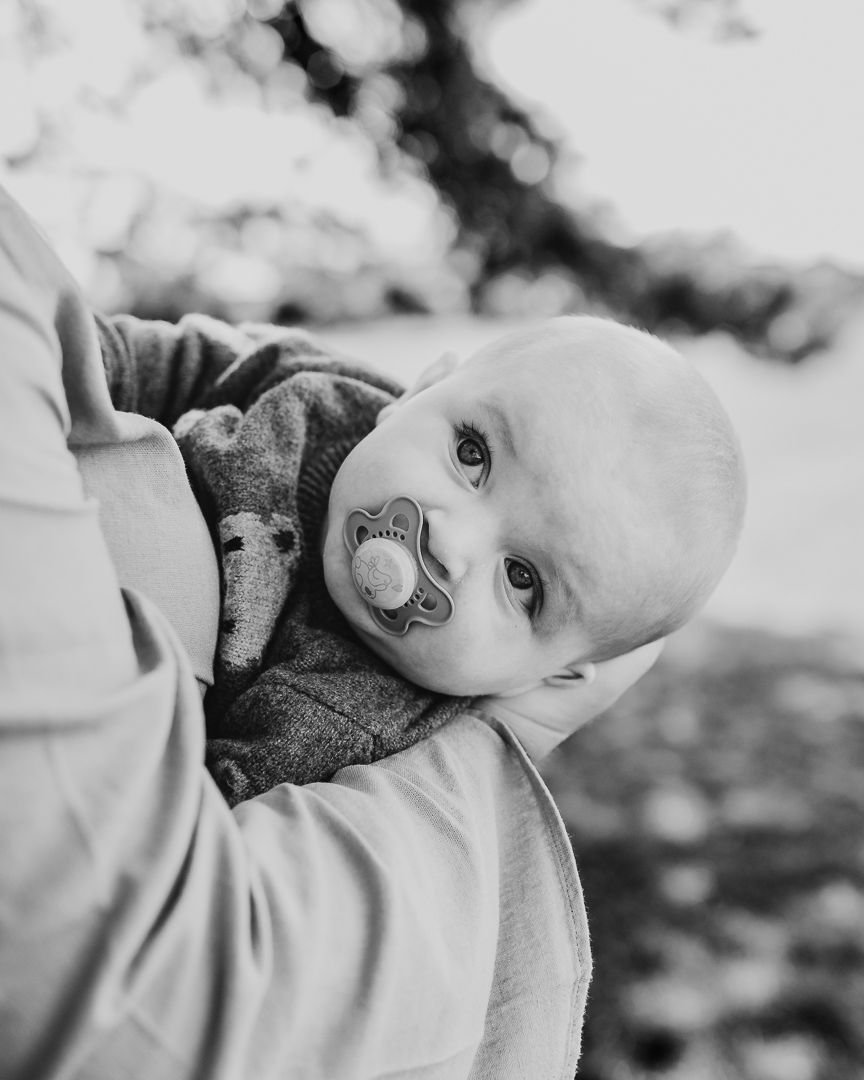 maternity photographer, Northamptonshire photographer, relaxed, natural, family, newborn, Northampton, UK wide photographer