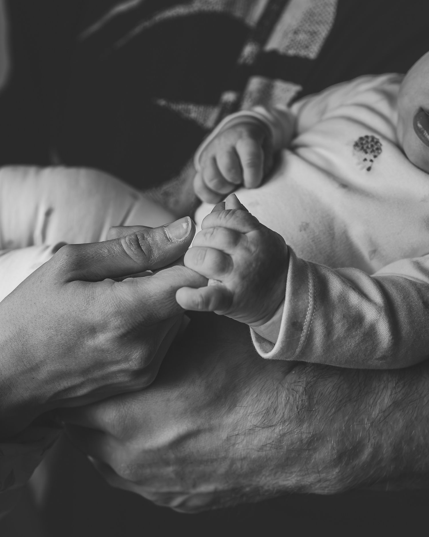 newborn Northampton photographer, Northamptonshire, maternity photographer, newborn home photoshoot, baby photoshoot indoor, baby photograph